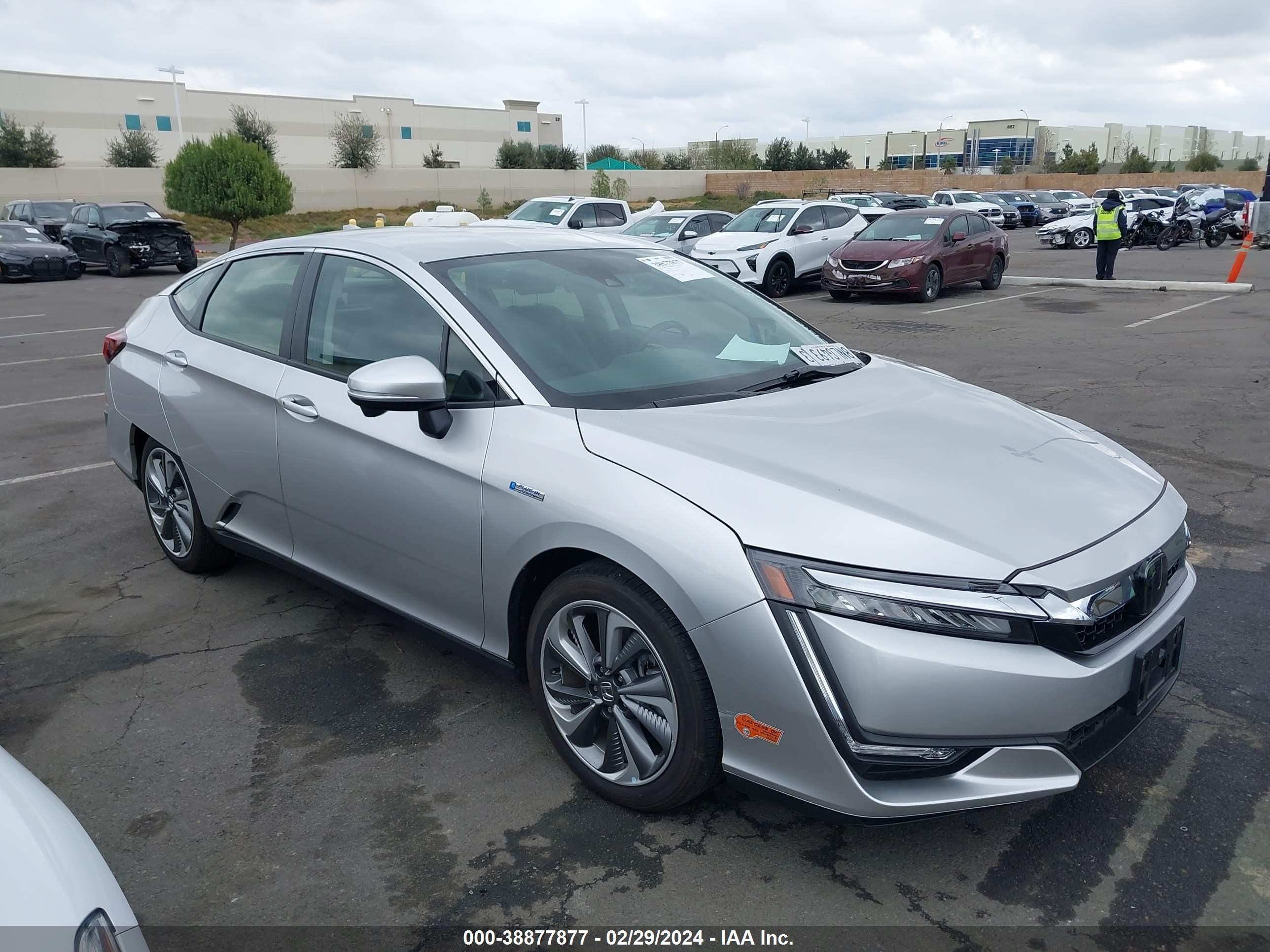 Photo 11 VIN: JHMZC5F36KC003711 - HONDA CLARITY 