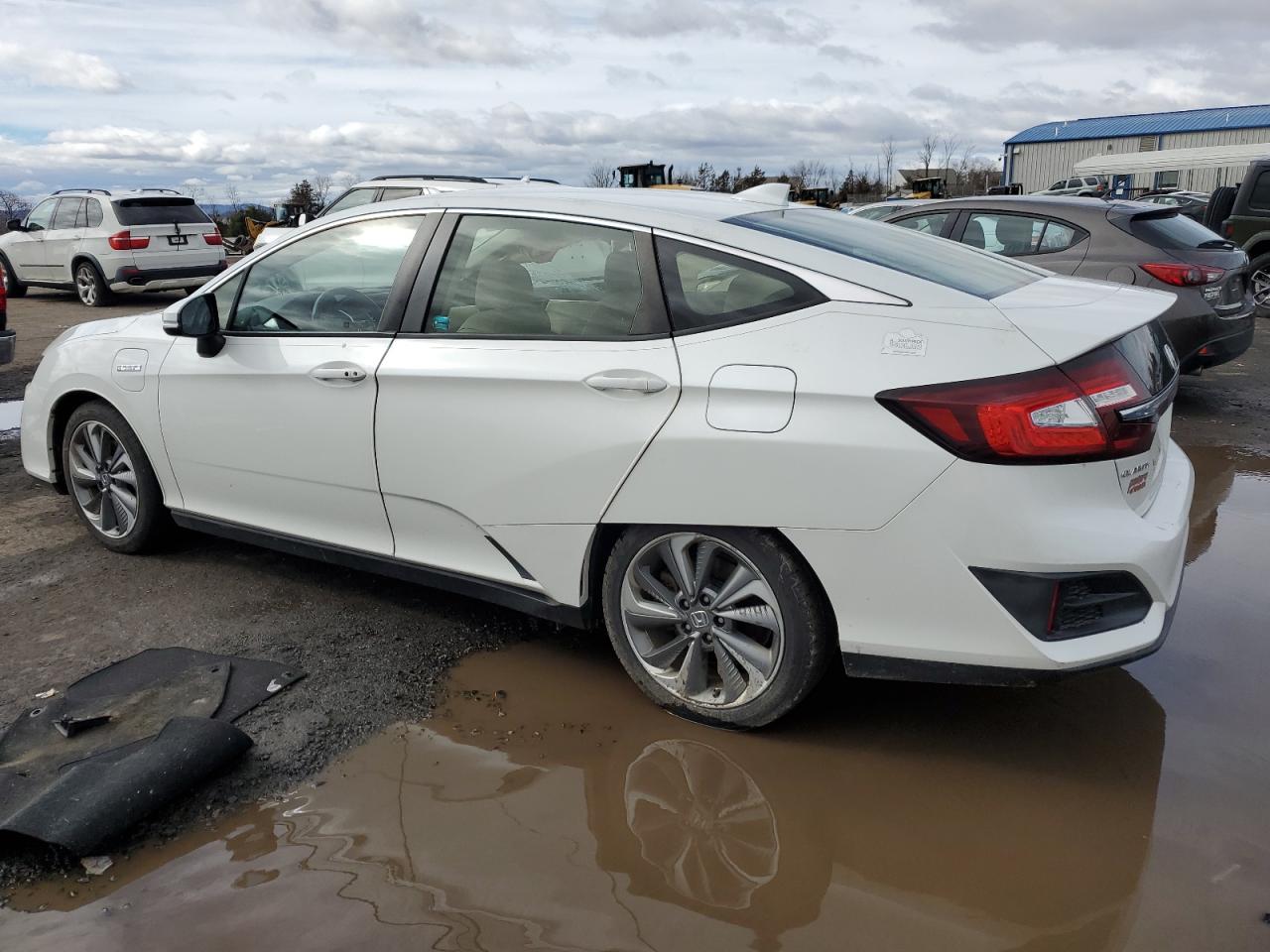 Photo 1 VIN: JHMZC5F37JC008348 - HONDA CLARITY 