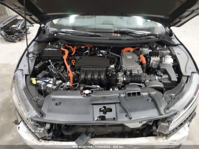 Photo 9 VIN: JHMZC5F39JC000462 - HONDA CLARITY 