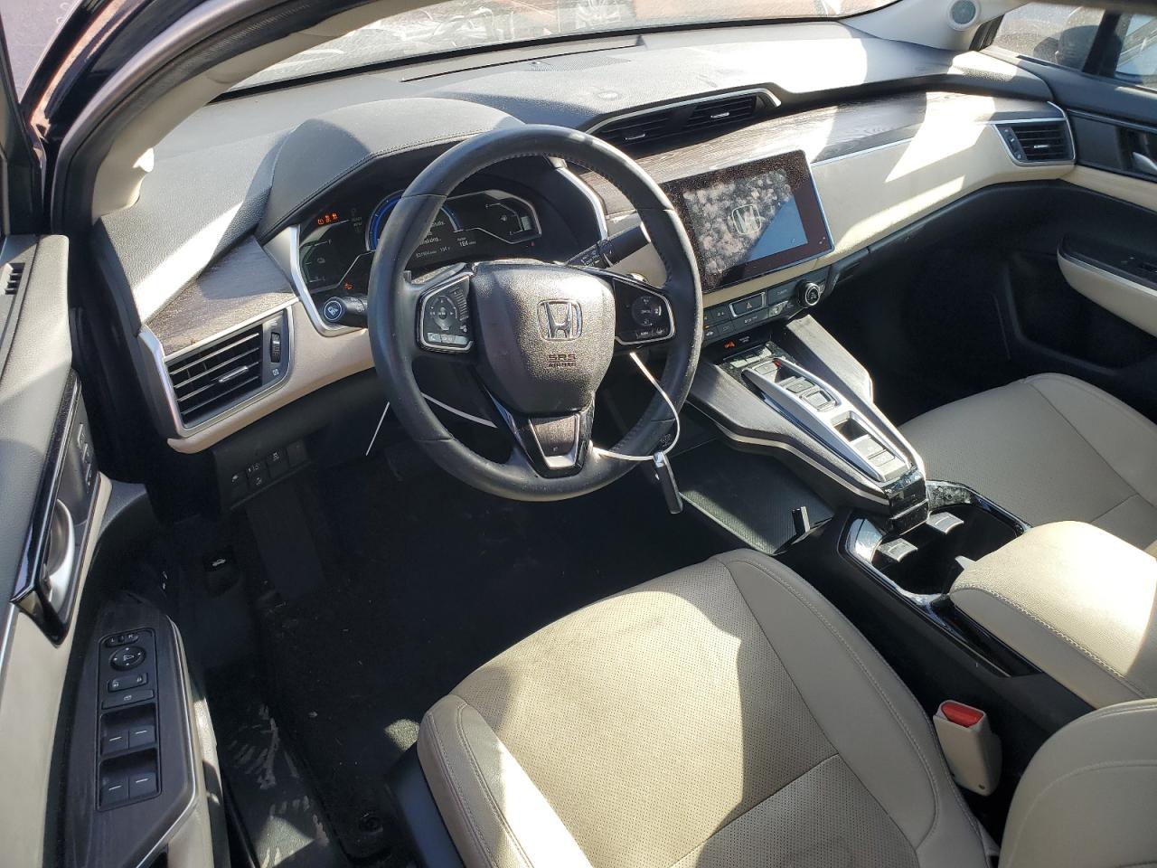 Photo 7 VIN: JHMZC5F39JC012661 - HONDA CLARITY 