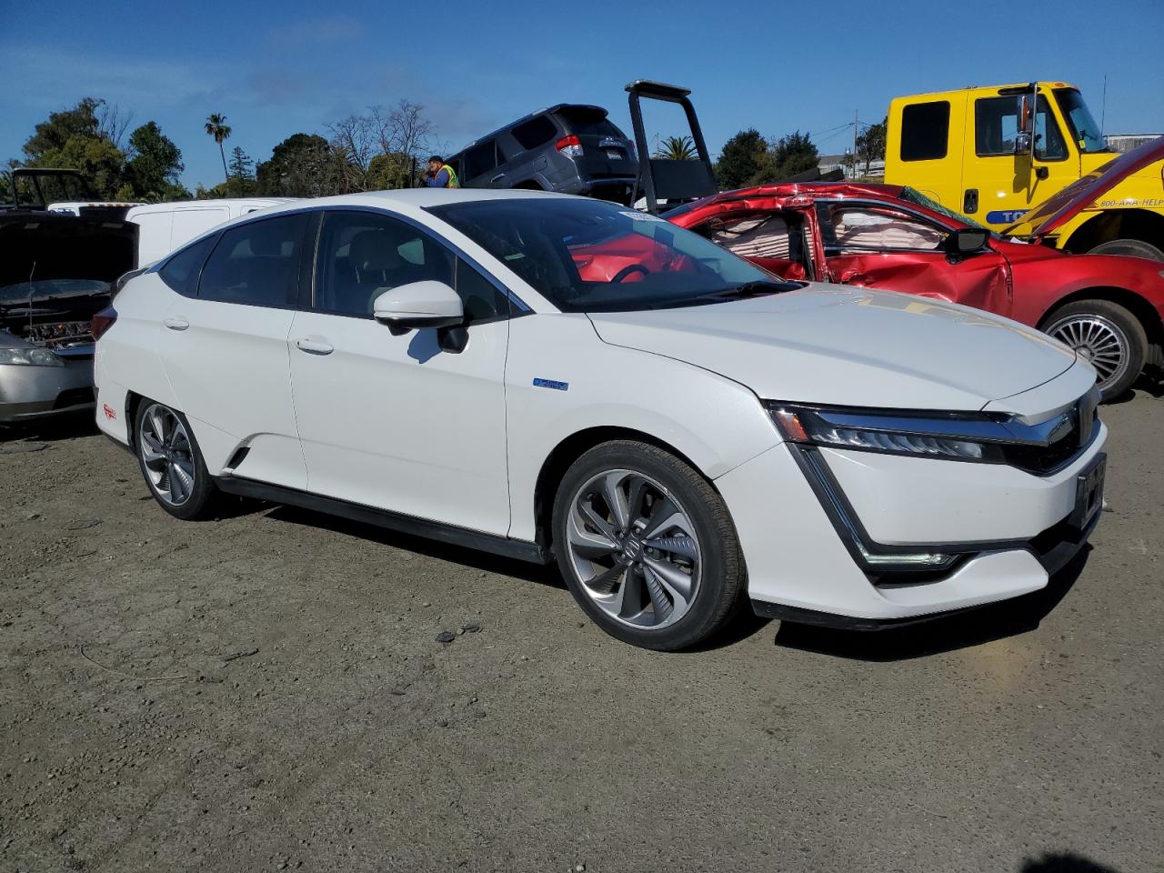 Photo 3 VIN: JHMZC5F39JC014264 - HONDA CLARITY 