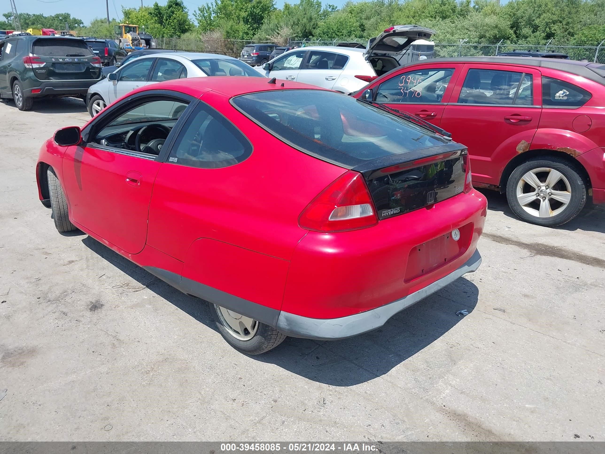 Photo 2 VIN: JHMZE1372YT005300 - HONDA INSIGHT 