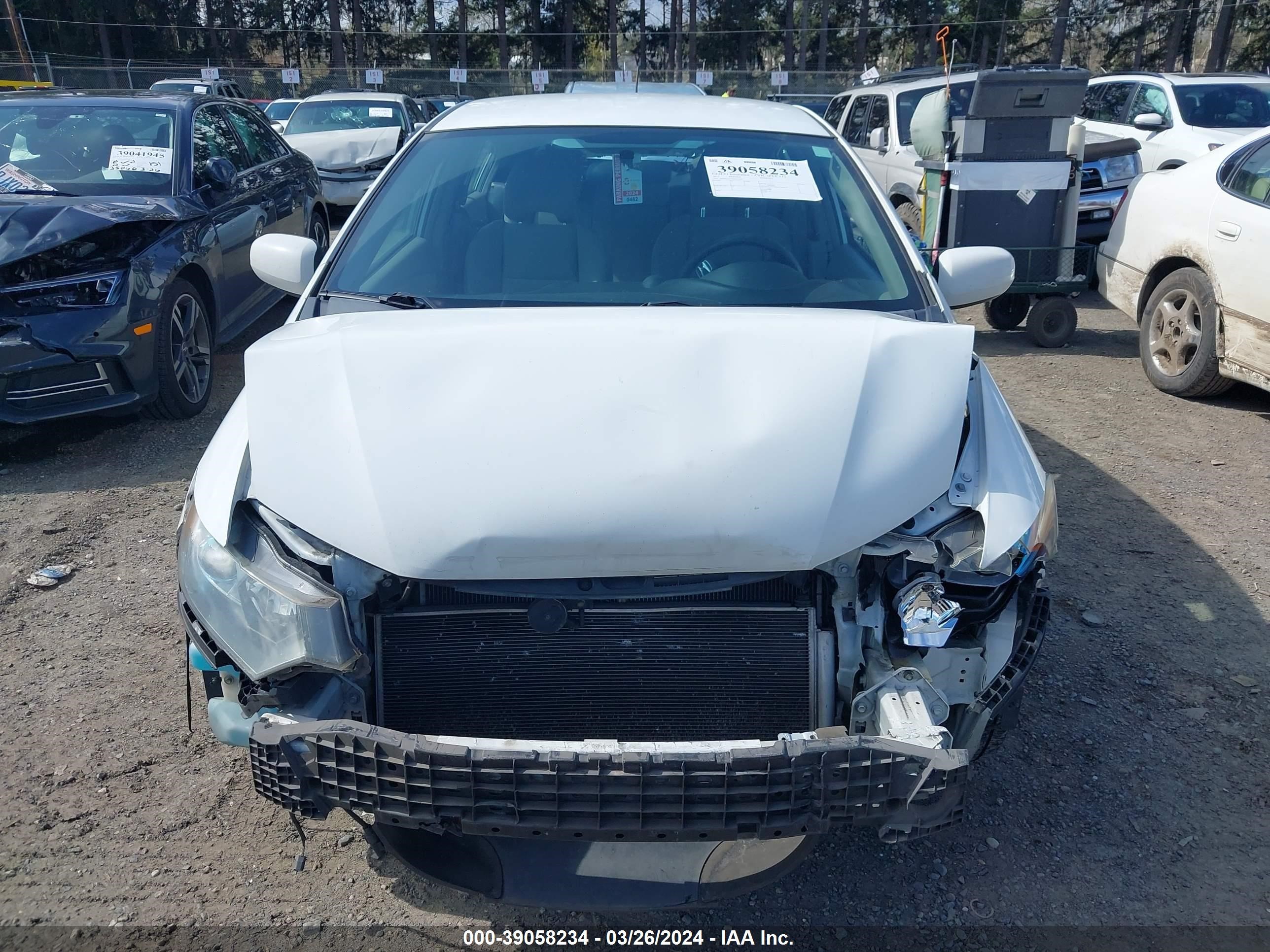 Photo 12 VIN: JHMZE2H30BS011685 - HONDA INSIGHT 