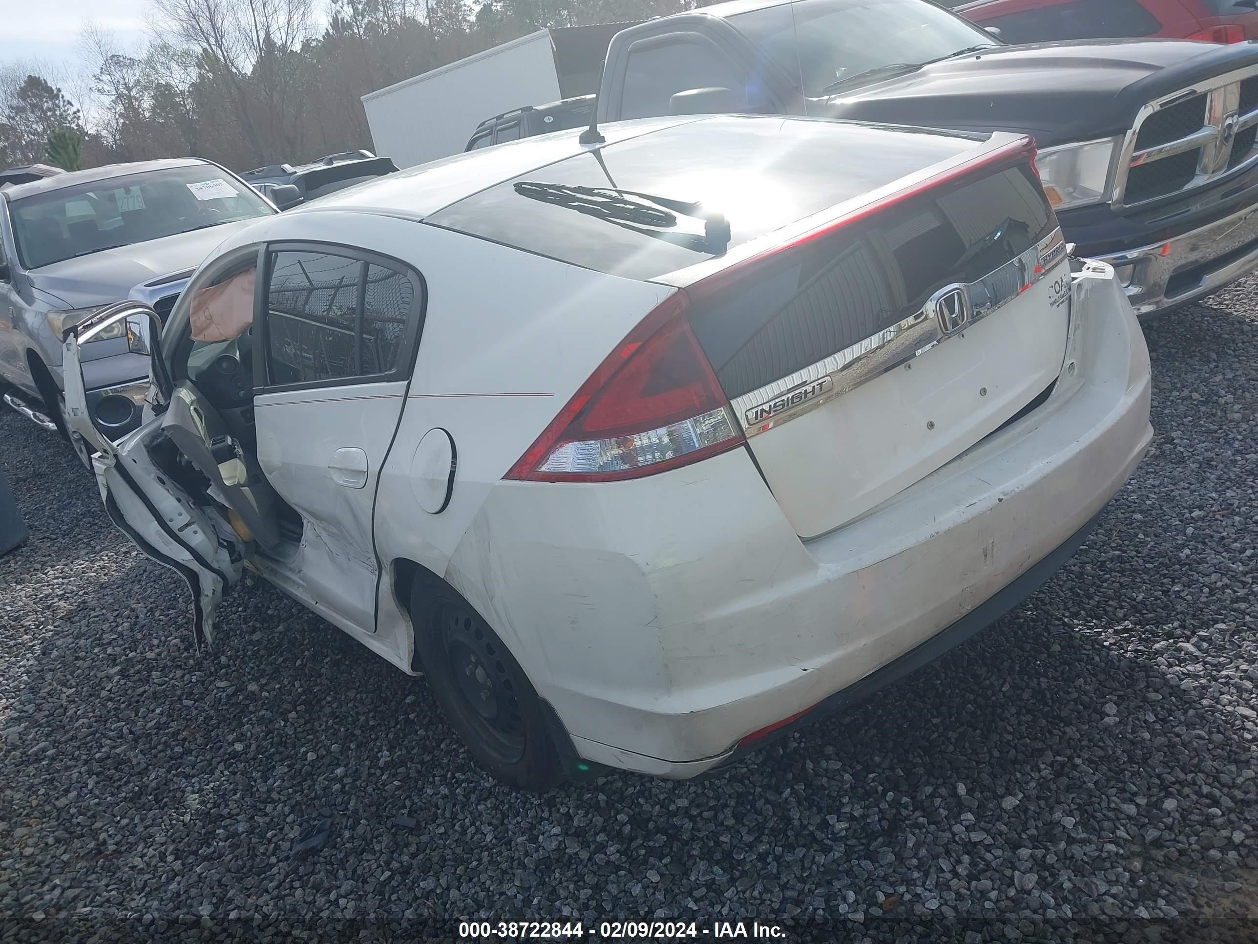 Photo 2 VIN: JHMZE2H30CS000249 - HONDA INSIGHT 