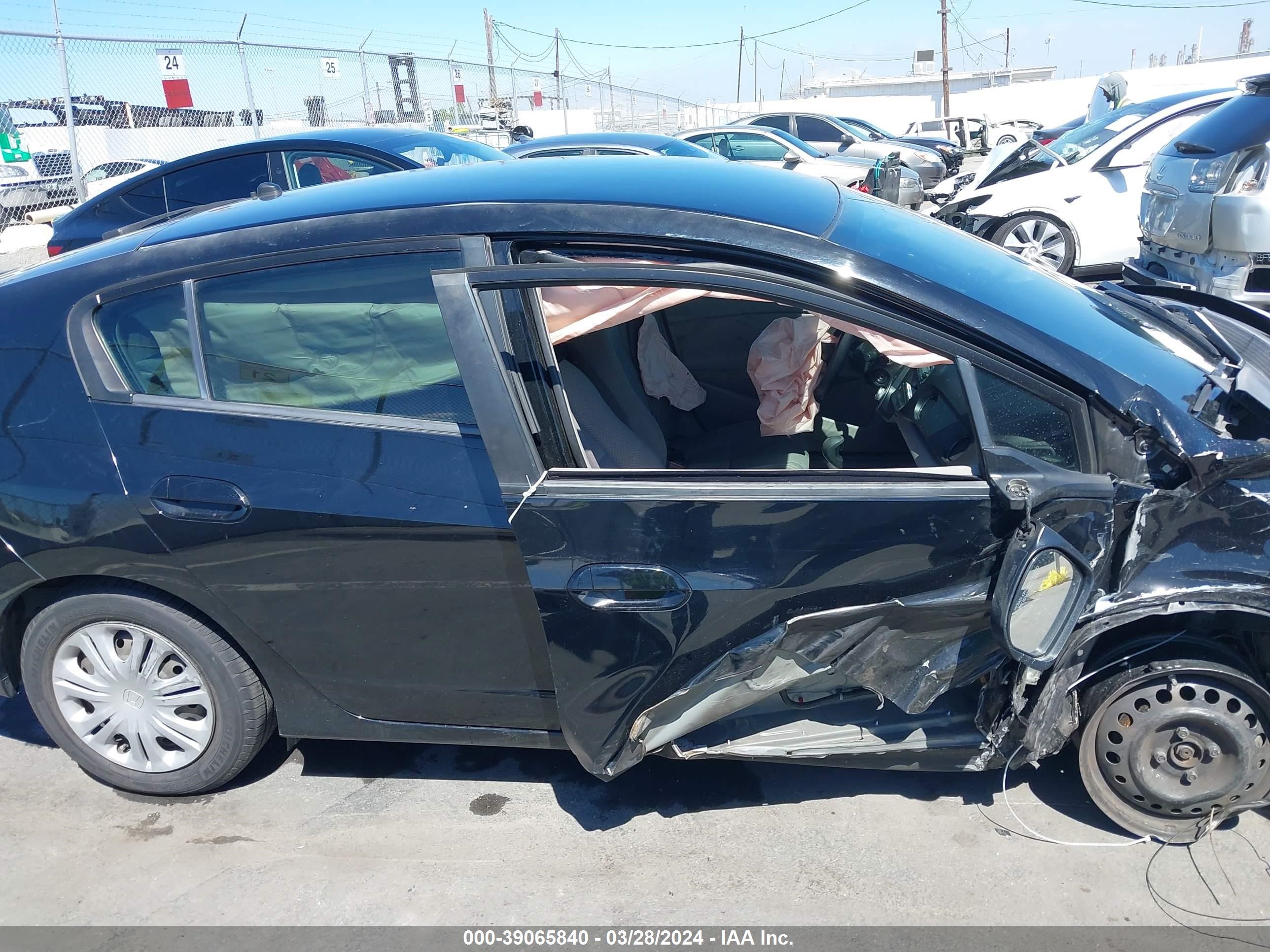 Photo 11 VIN: JHMZE2H34BS010958 - HONDA INSIGHT 