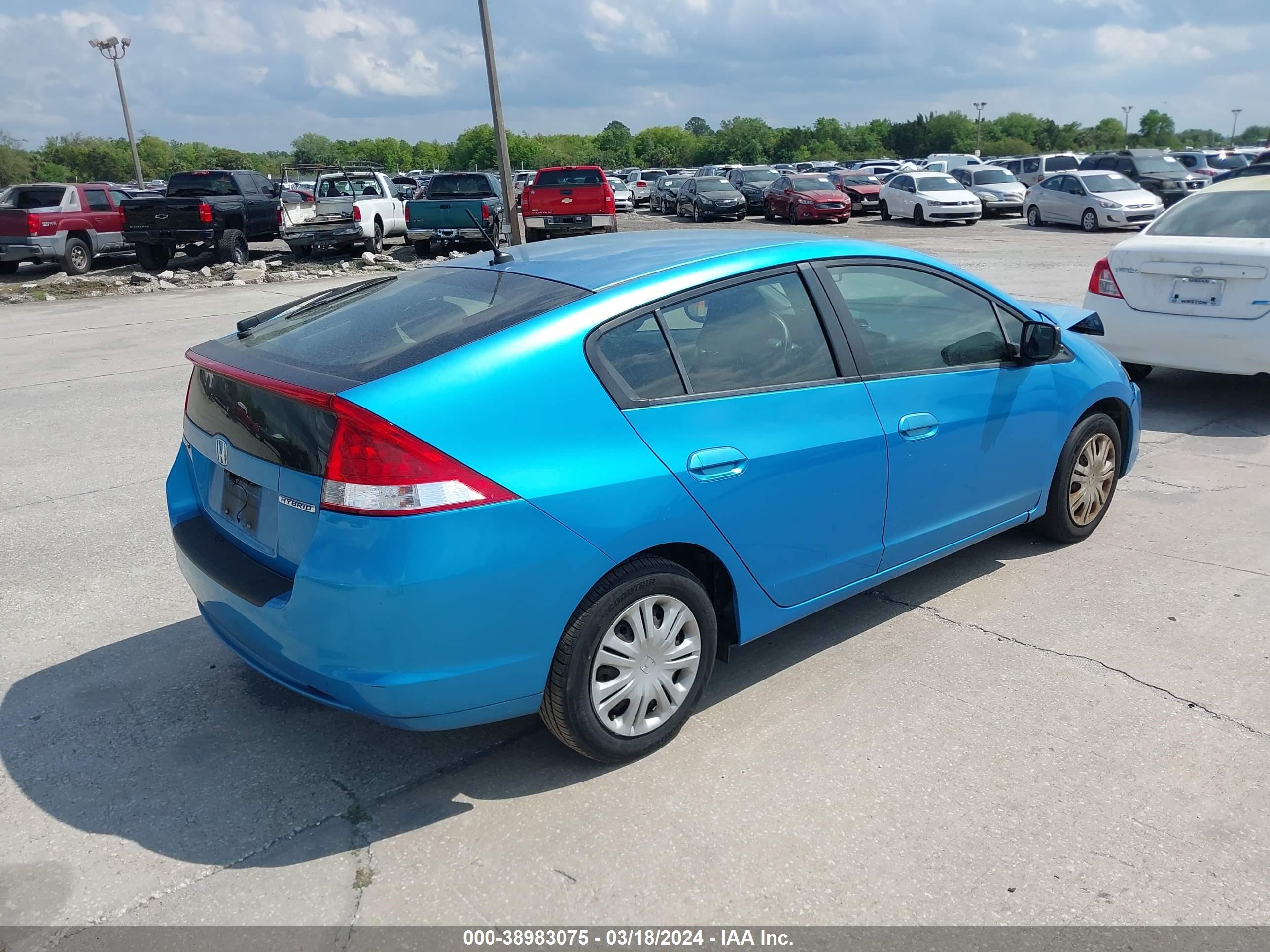 Photo 3 VIN: JHMZE2H38BS005262 - HONDA INSIGHT 