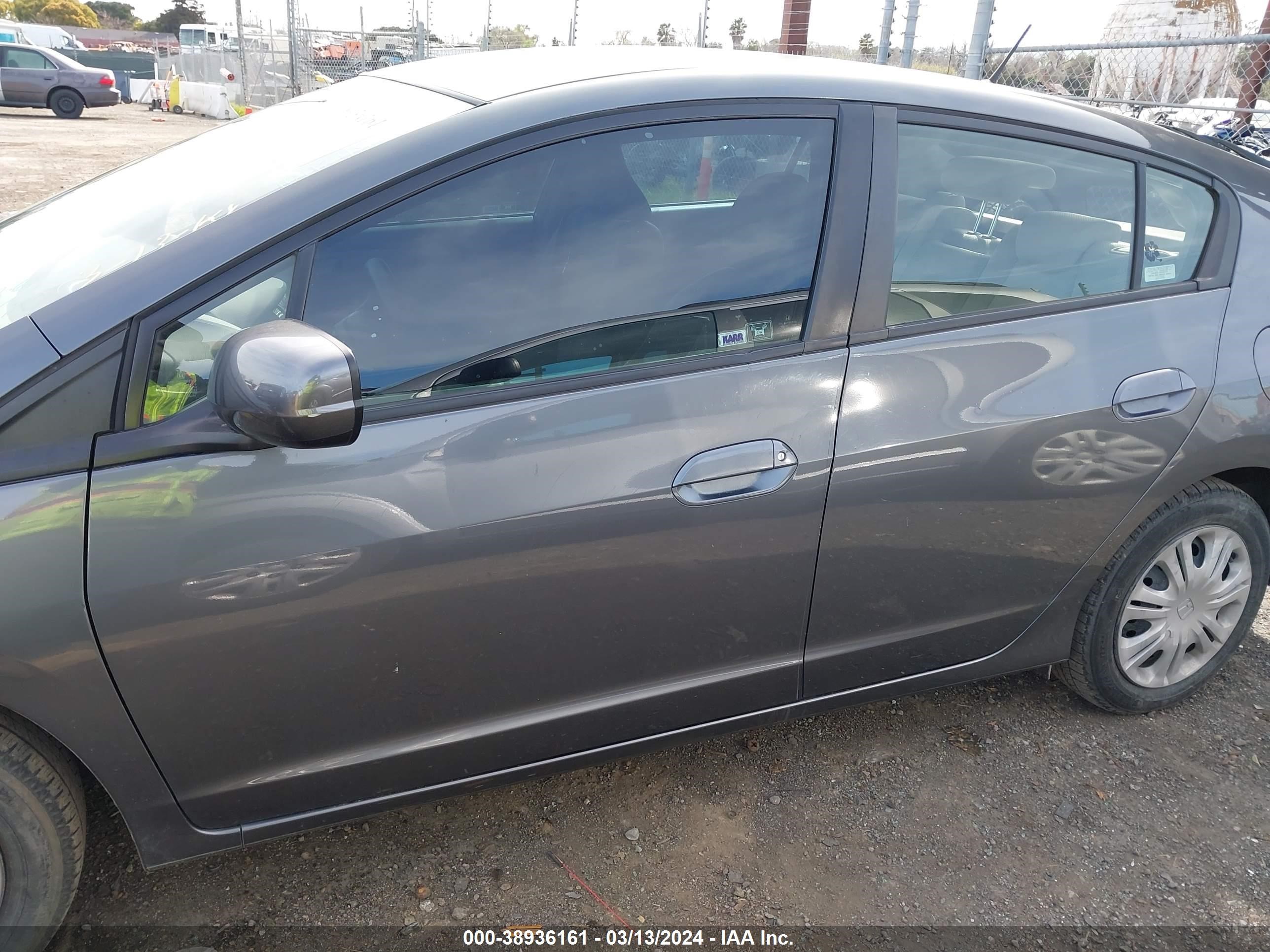 Photo 13 VIN: JHMZE2H51AS029239 - HONDA INSIGHT 