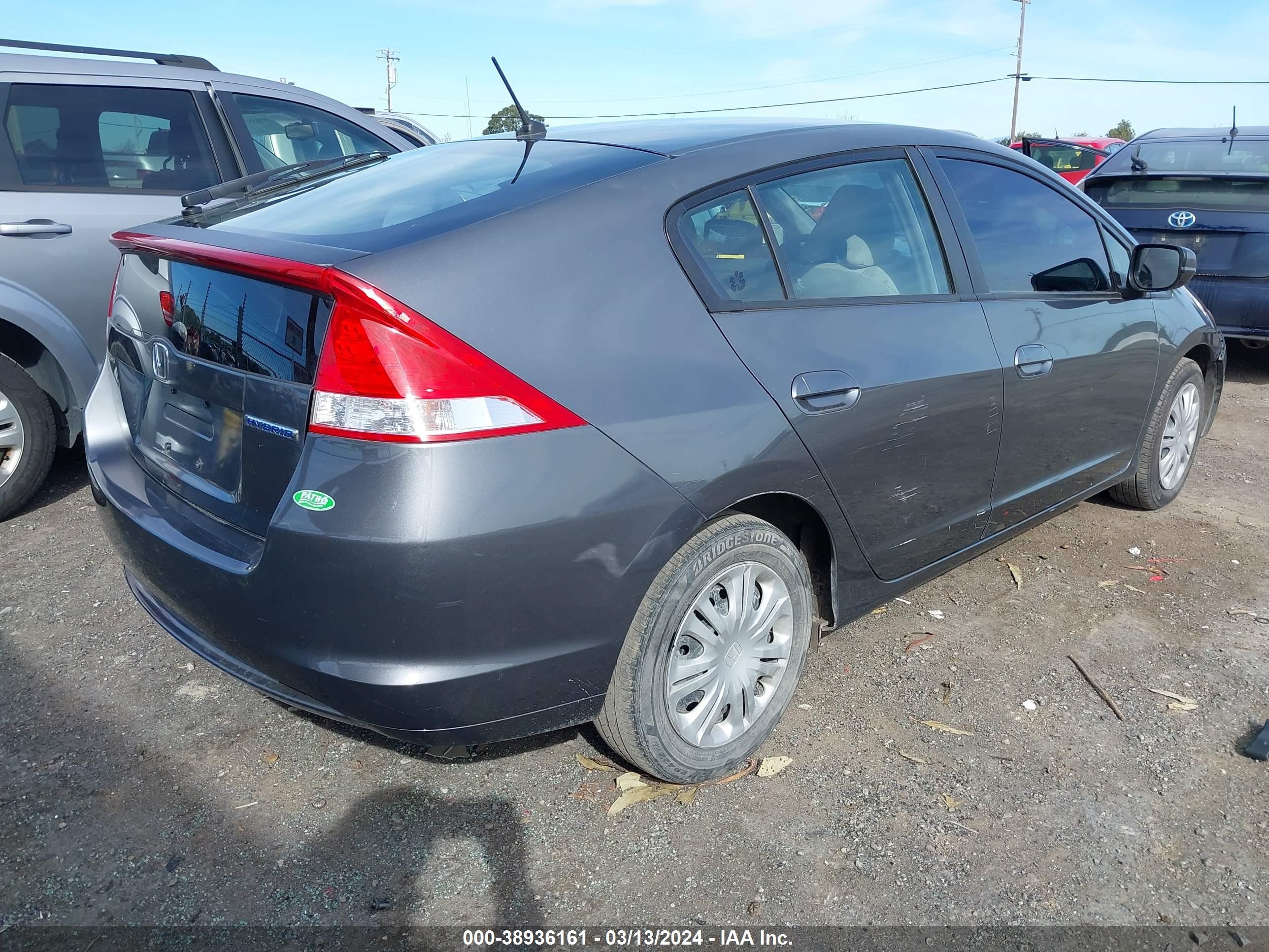 Photo 3 VIN: JHMZE2H51AS029239 - HONDA INSIGHT 