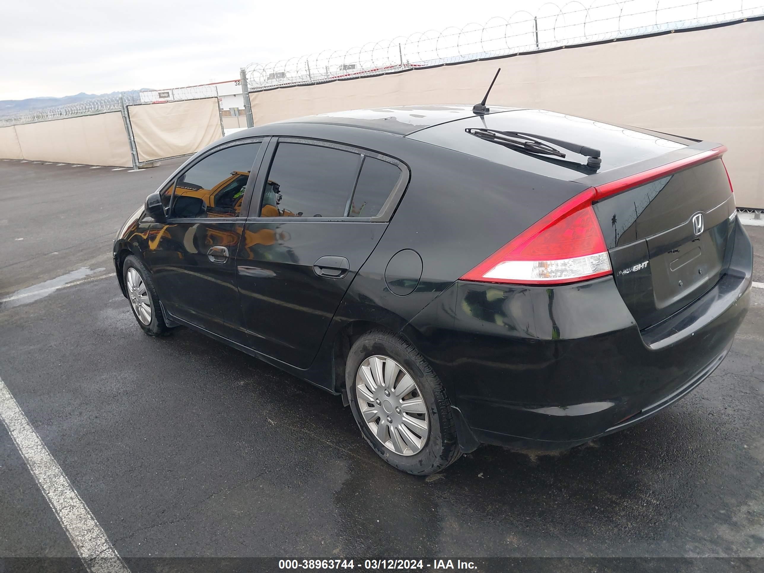 Photo 2 VIN: JHMZE2H52AS006889 - HONDA INSIGHT 