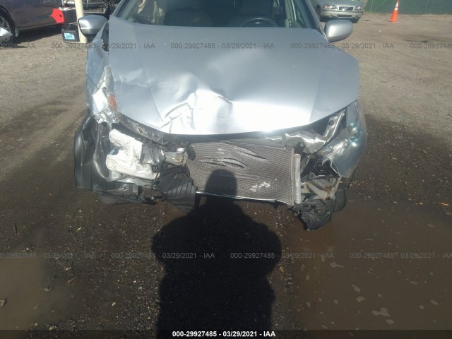 Photo 5 VIN: JHMZE2H59AS036388 - HONDA INSIGHT 