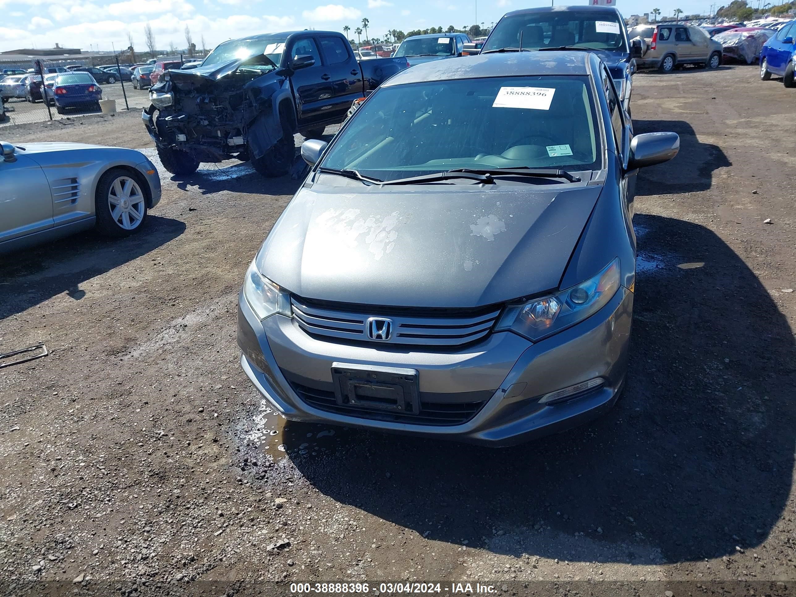 Photo 11 VIN: JHMZE2H70AS030920 - HONDA INSIGHT 