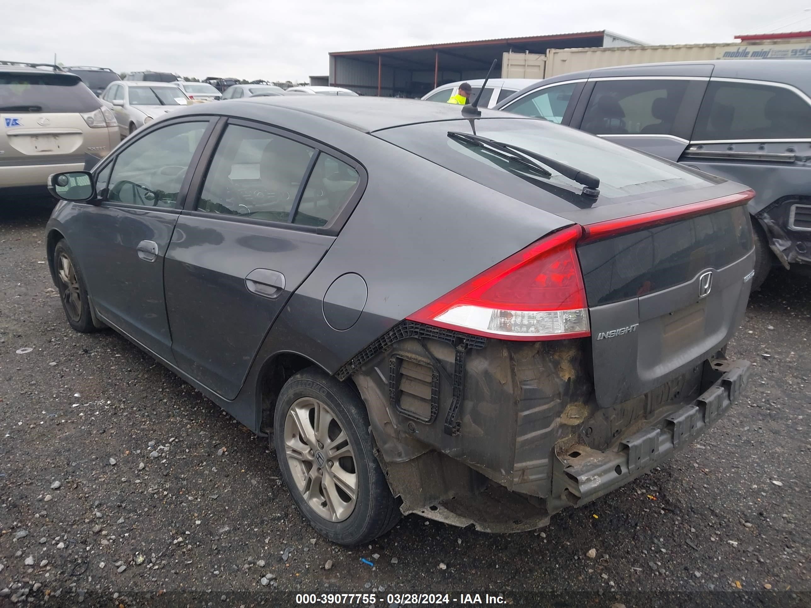 Photo 2 VIN: JHMZE2H70BS006263 - HONDA INSIGHT 