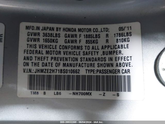 Photo 8 VIN: JHMZE2H71BS010662 - HONDA INSIGHT 