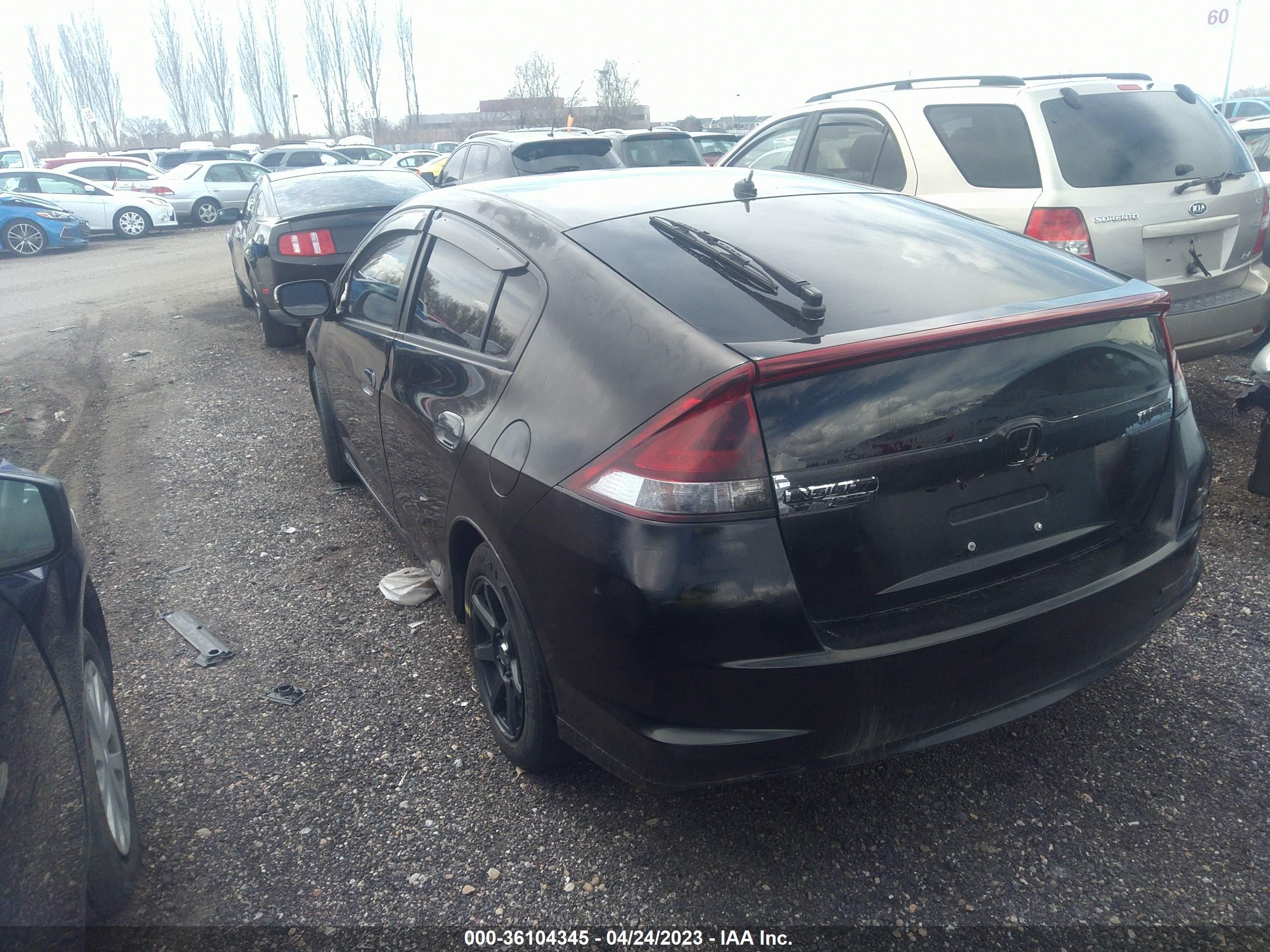 Photo 2 VIN: JHMZE2H71DS003813 - HONDA INSIGHT 