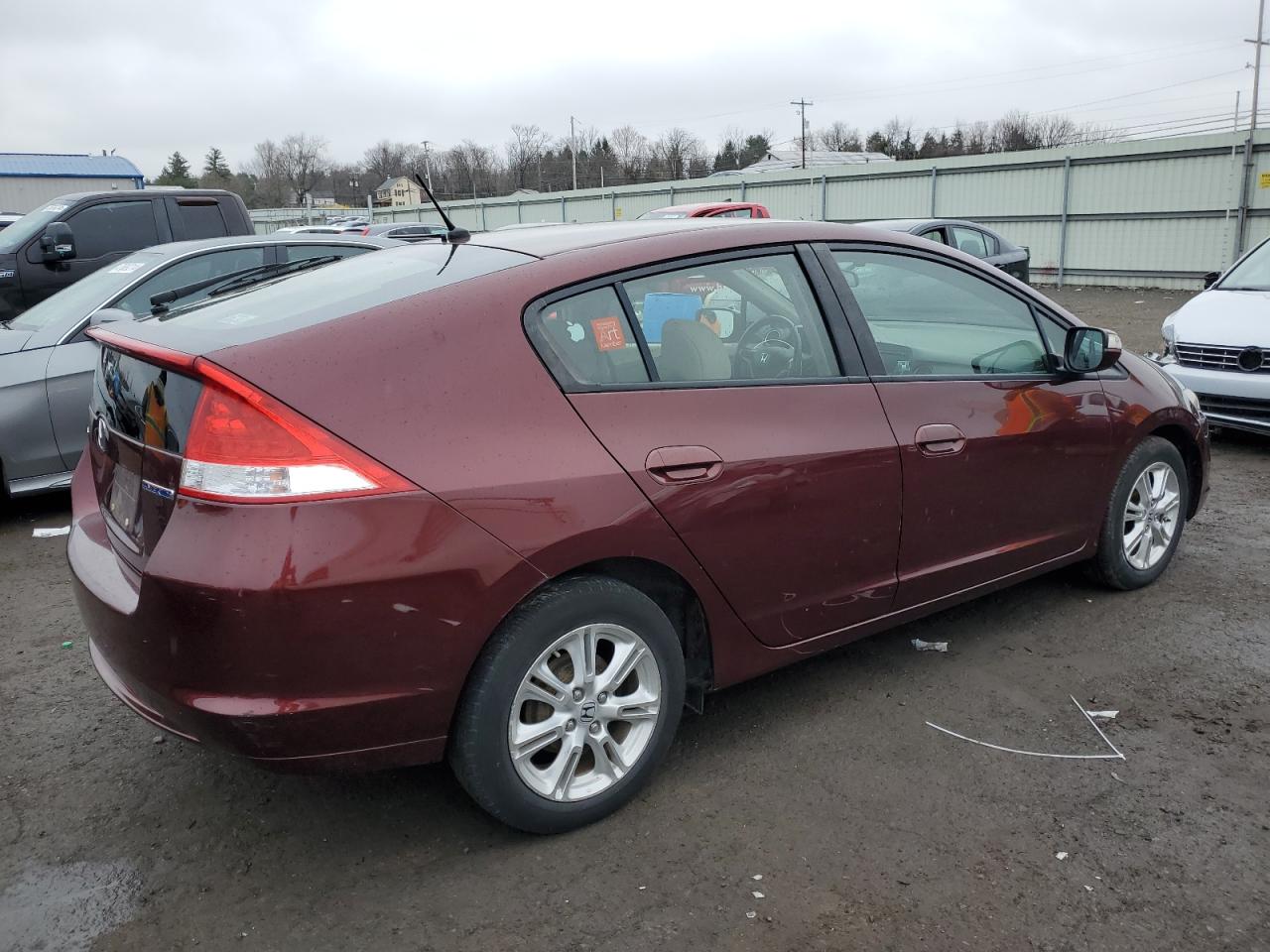 Photo 2 VIN: JHMZE2H72BS004000 - HONDA INSIGHT 