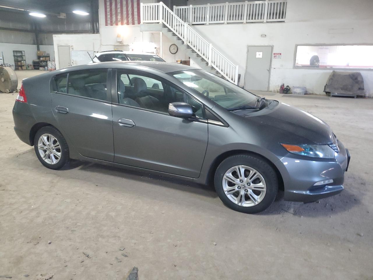 Photo 3 VIN: JHMZE2H73AS022732 - HONDA INSIGHT 