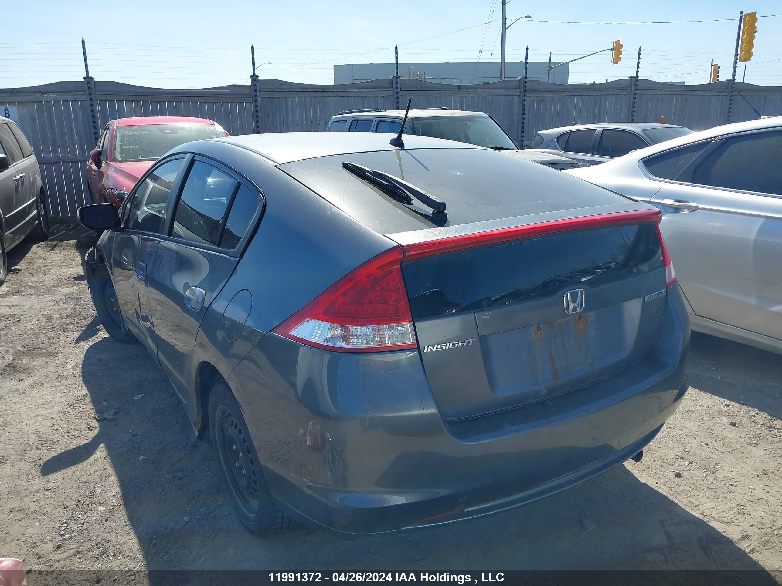 Photo 2 VIN: JHMZE2H73AS802083 - HONDA INSIGHT 