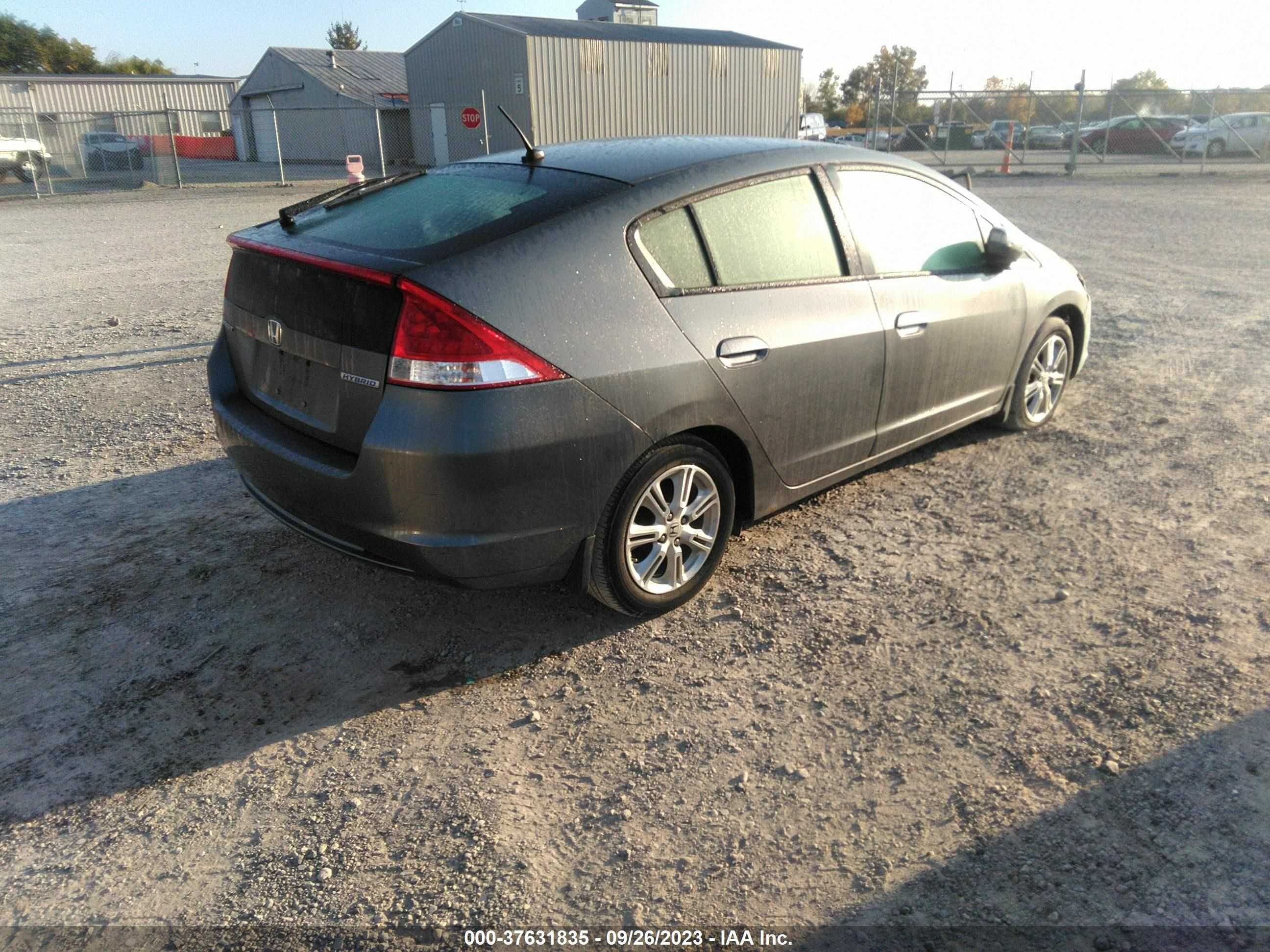 Photo 3 VIN: JHMZE2H76AS023034 - HONDA INSIGHT 