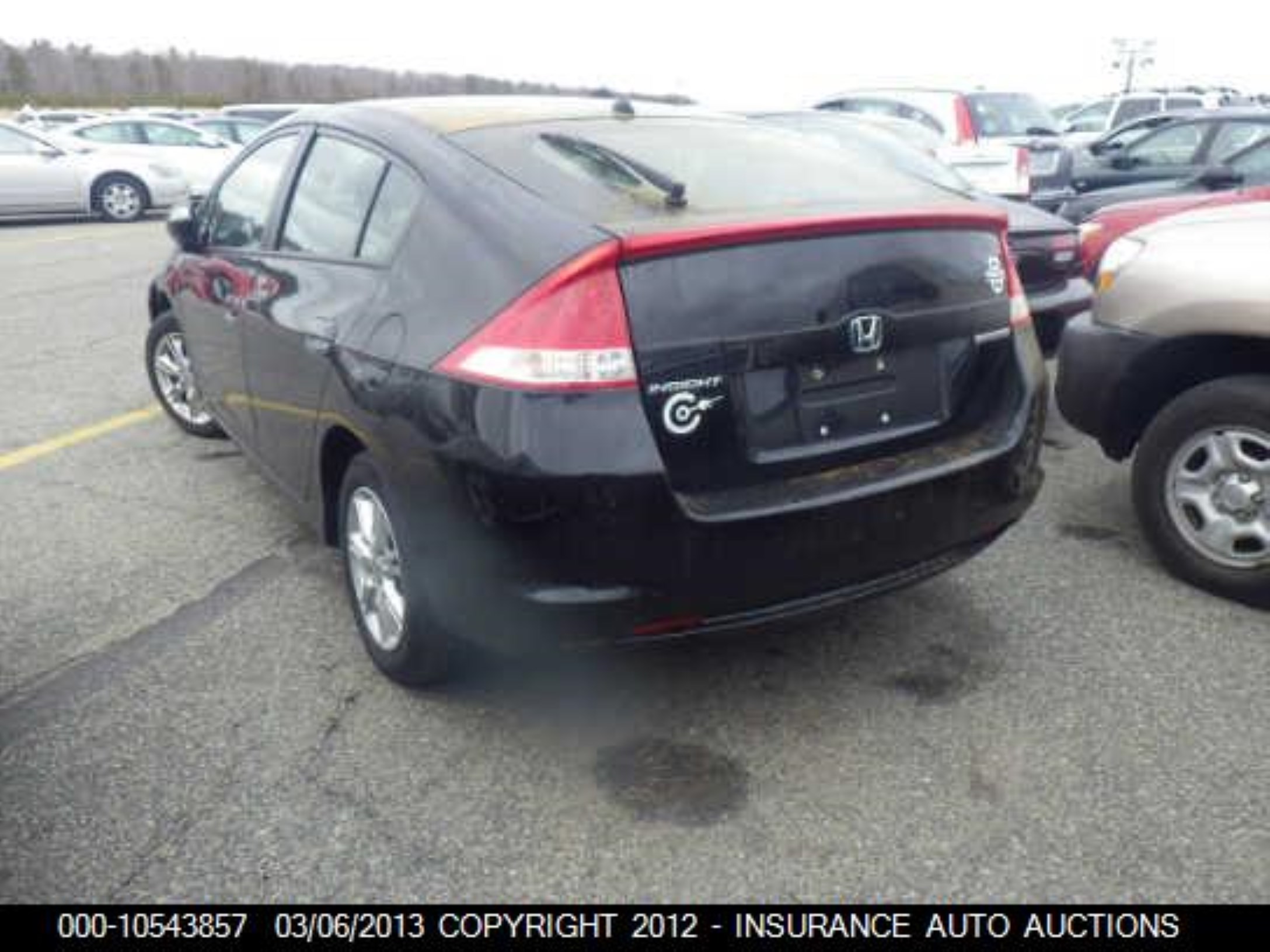 Photo 2 VIN: JHMZE2H76BS004940 - HONDA INSIGHT 