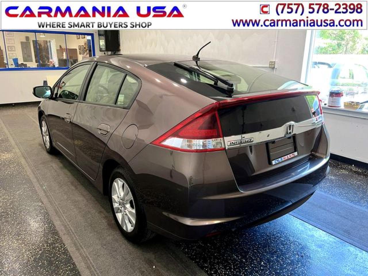 Photo 8 VIN: JHMZE2H76DS003161 - HONDA INSIGHT 