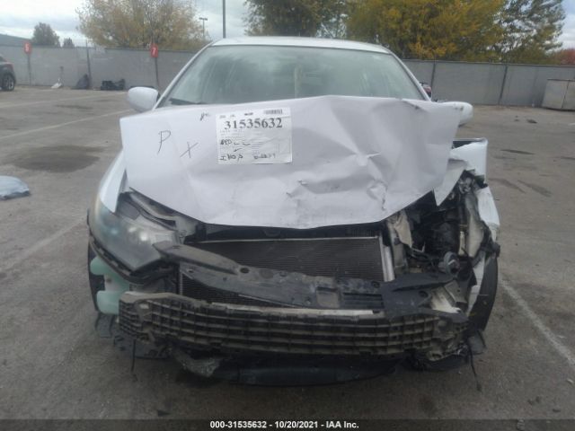 Photo 5 VIN: JHMZE2H78AS016375 - HONDA INSIGHT 