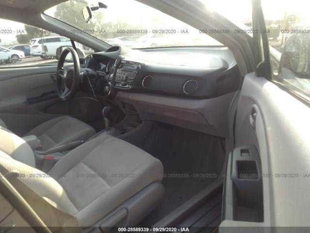 Photo 4 VIN: JHMZE2H79BS000929 - HONDA INSIGHT 