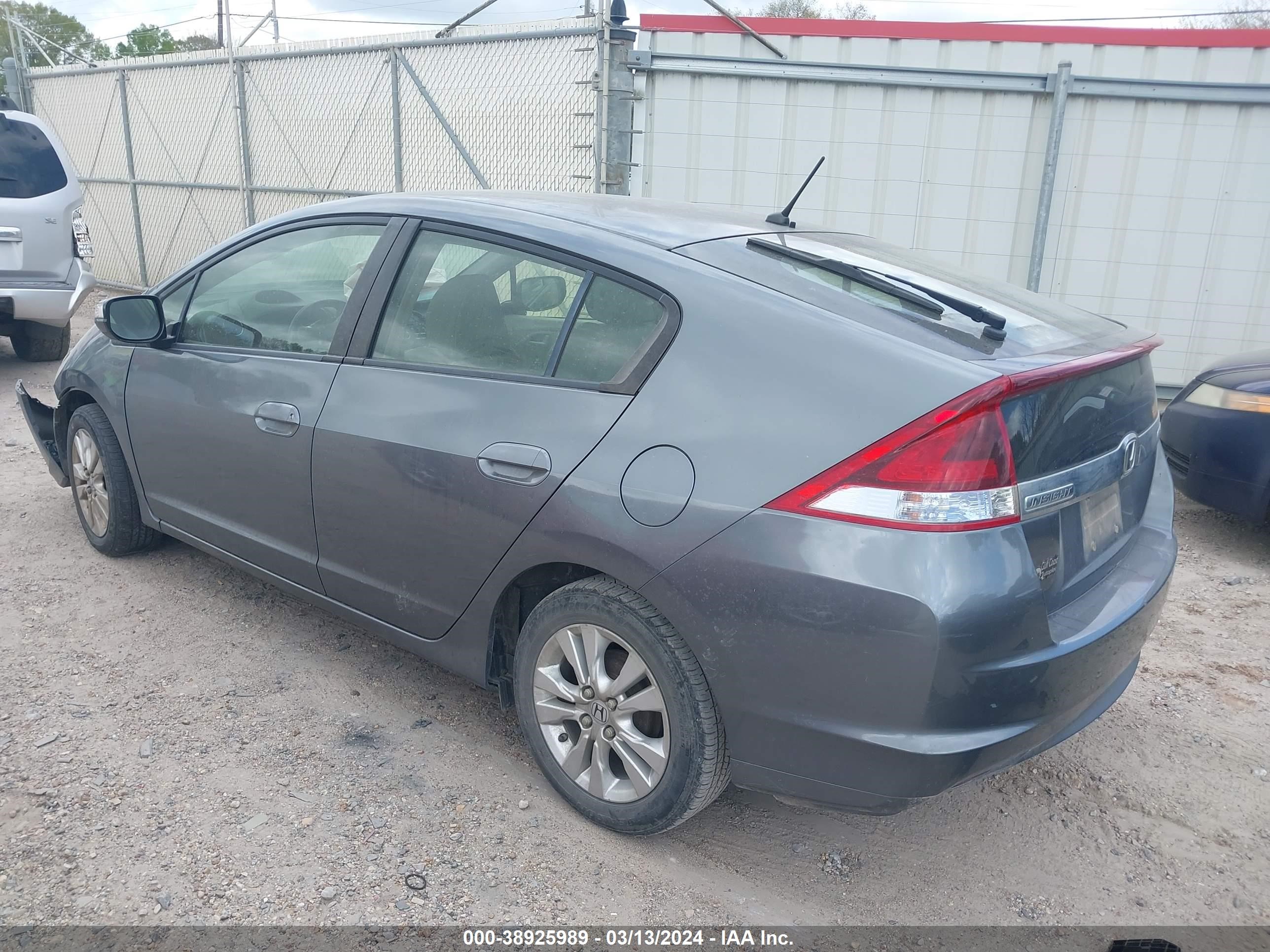 Photo 2 VIN: JHMZE2H79ES000952 - HONDA INSIGHT 