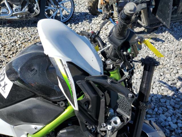 Photo 8 VIN: JKAZR2B18HDA15541 - KAWASAKI ZR900 