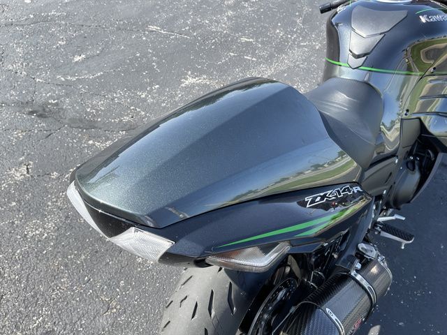 Photo 8 VIN: JKBZXNJ18KA008289 - KAWASAKI ZX1400 