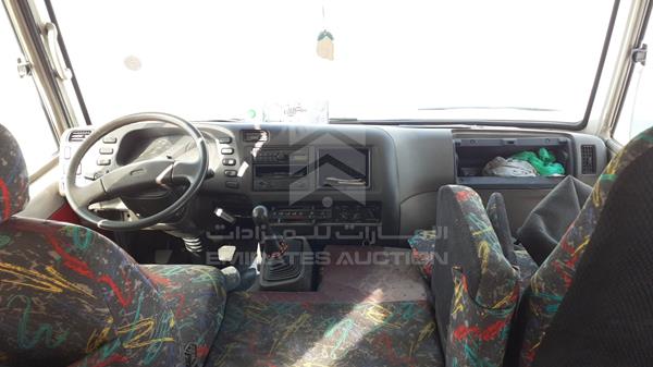 Photo 13 VIN: JL5B3J6P19PG00670 - MITSUBISHI ROSA 