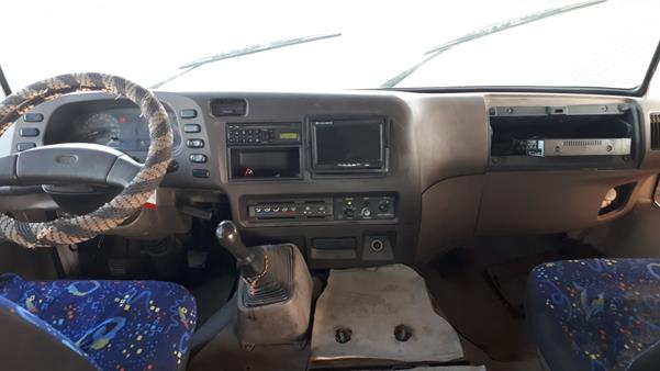 Photo 17 VIN: JL5B3J6P19PG00863 - MITSUBISHI ROSA 