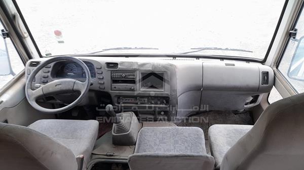 Photo 13 VIN: JL5B3J6P2DRL10237 - MITSUBISHI ROSA 