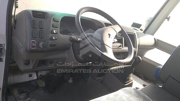 Photo 13 VIN: JL5B3J6P5ERM10222 - MITSUBISHI ROSA 