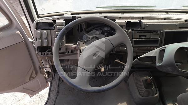 Photo 12 VIN: JL5B3J6P8CRK00646 - MITSUBISHI ROSA 