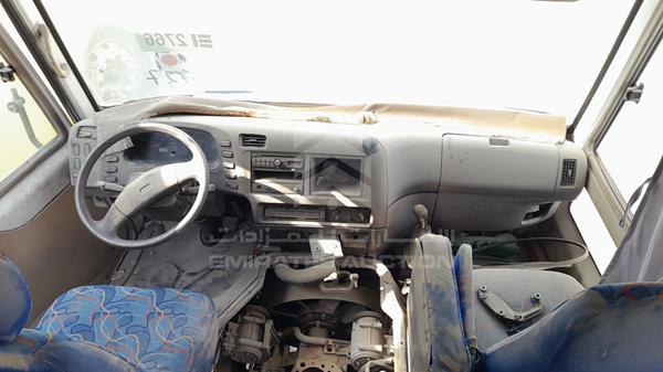 Photo 13 VIN: JL5B3J6P9BRJ10503 - MITSUBISHI ROSA 