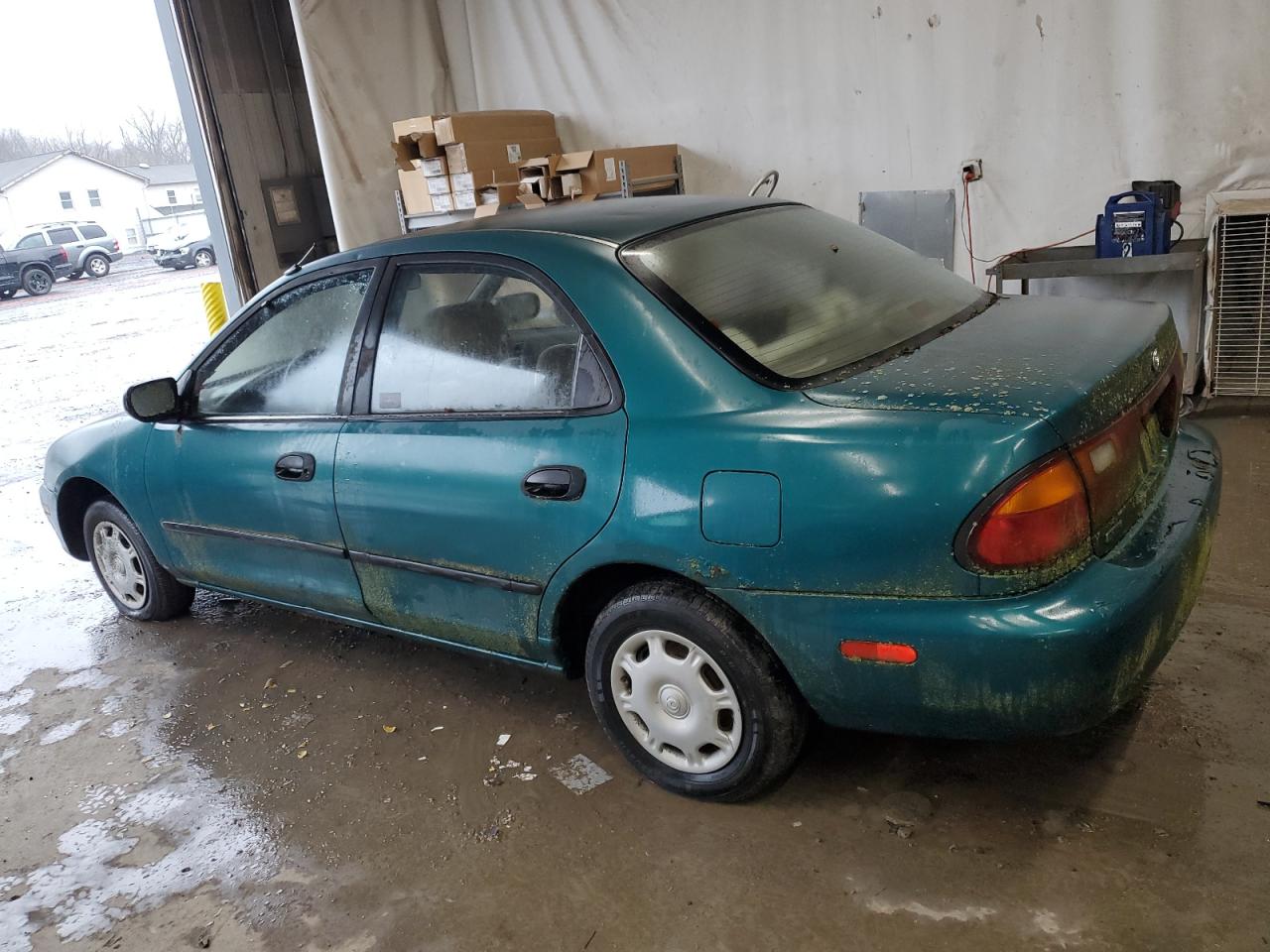 Photo 1 VIN: JM1BA1415S0103061 - MAZDA PROTEGE 