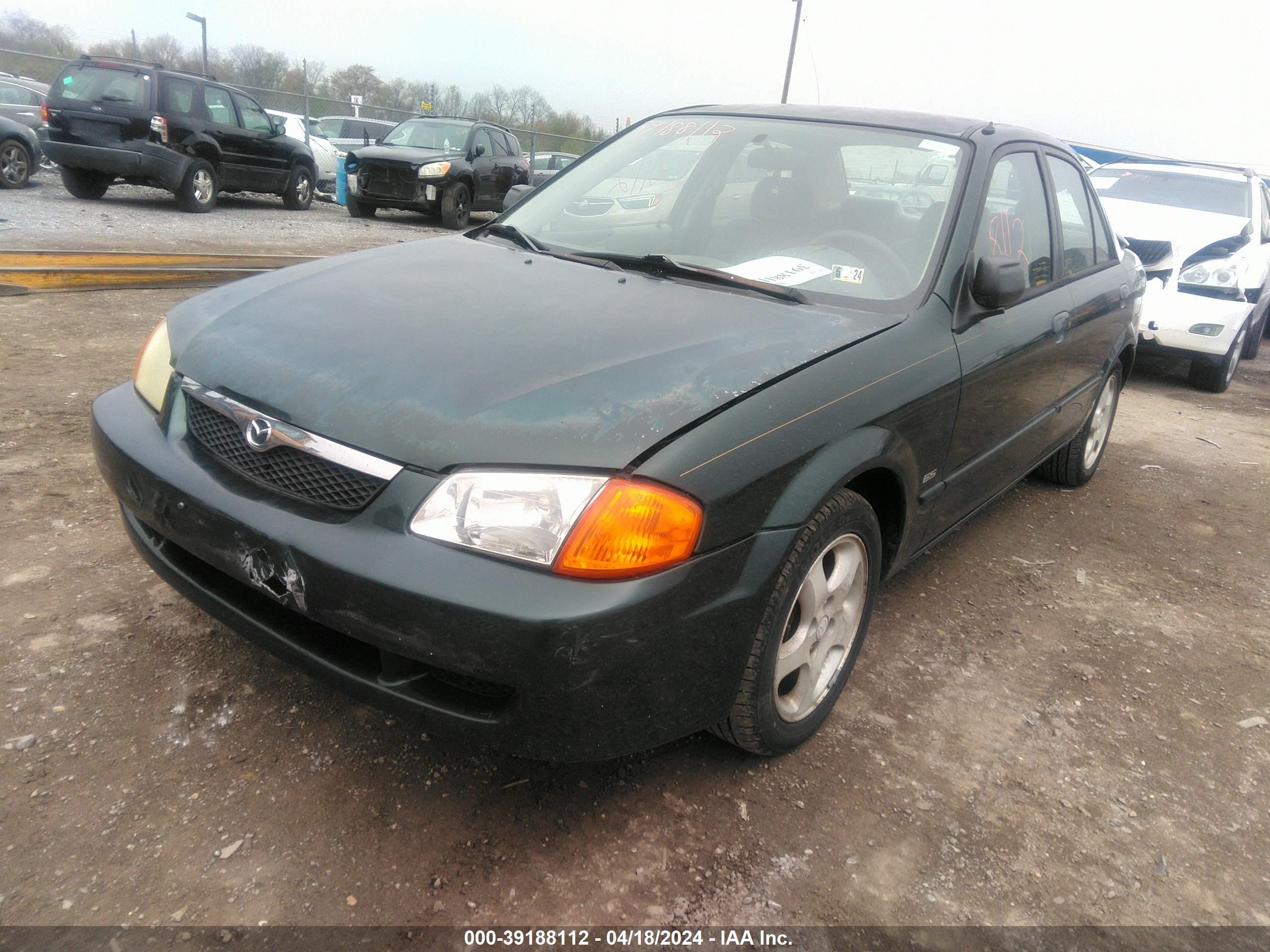 Photo 1 VIN: JM1BJ2211Y0273709 - MAZDA PROTEGE 