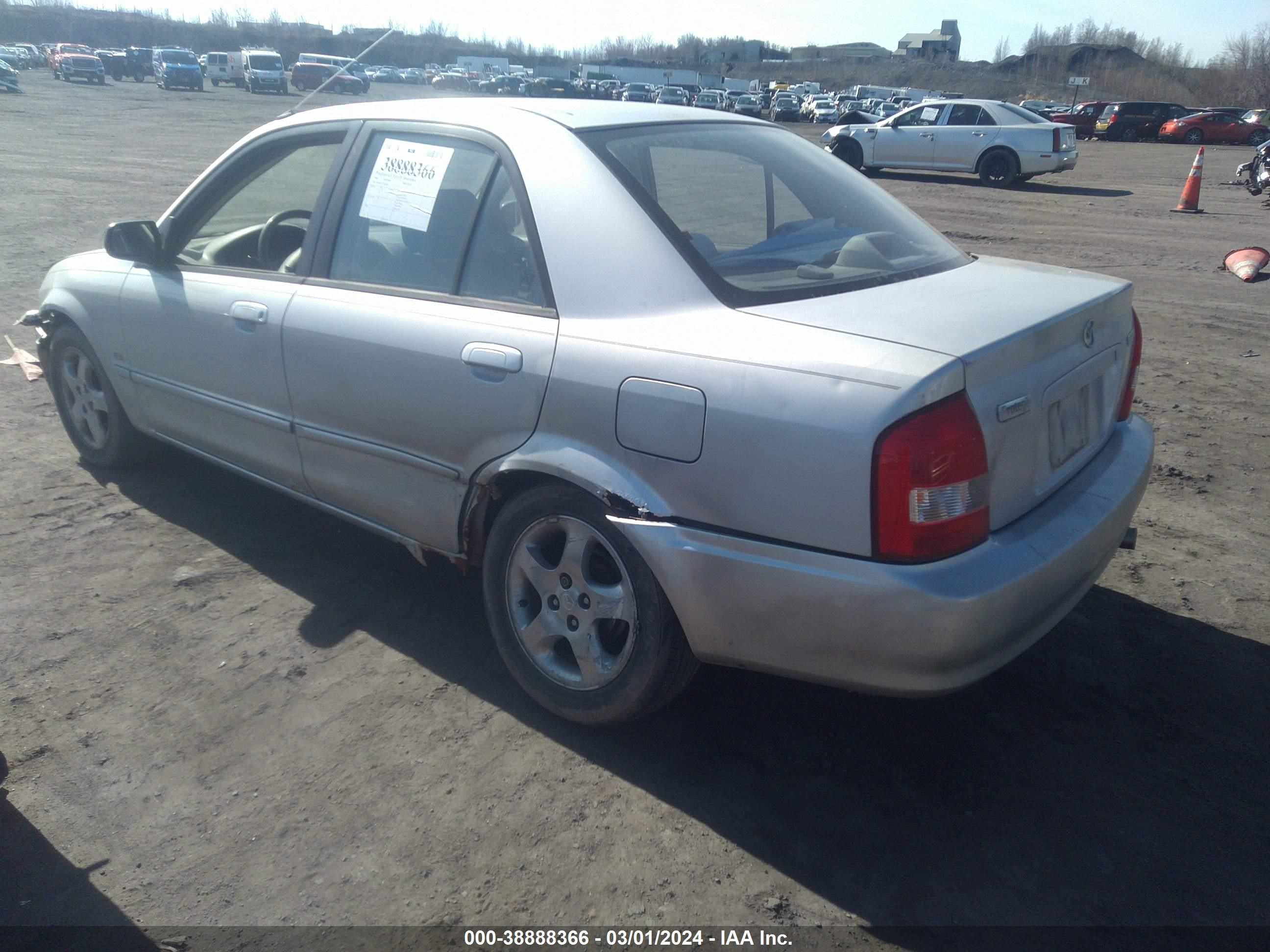 Photo 2 VIN: JM1BJ2217Y0290952 - MAZDA PROTEGE 