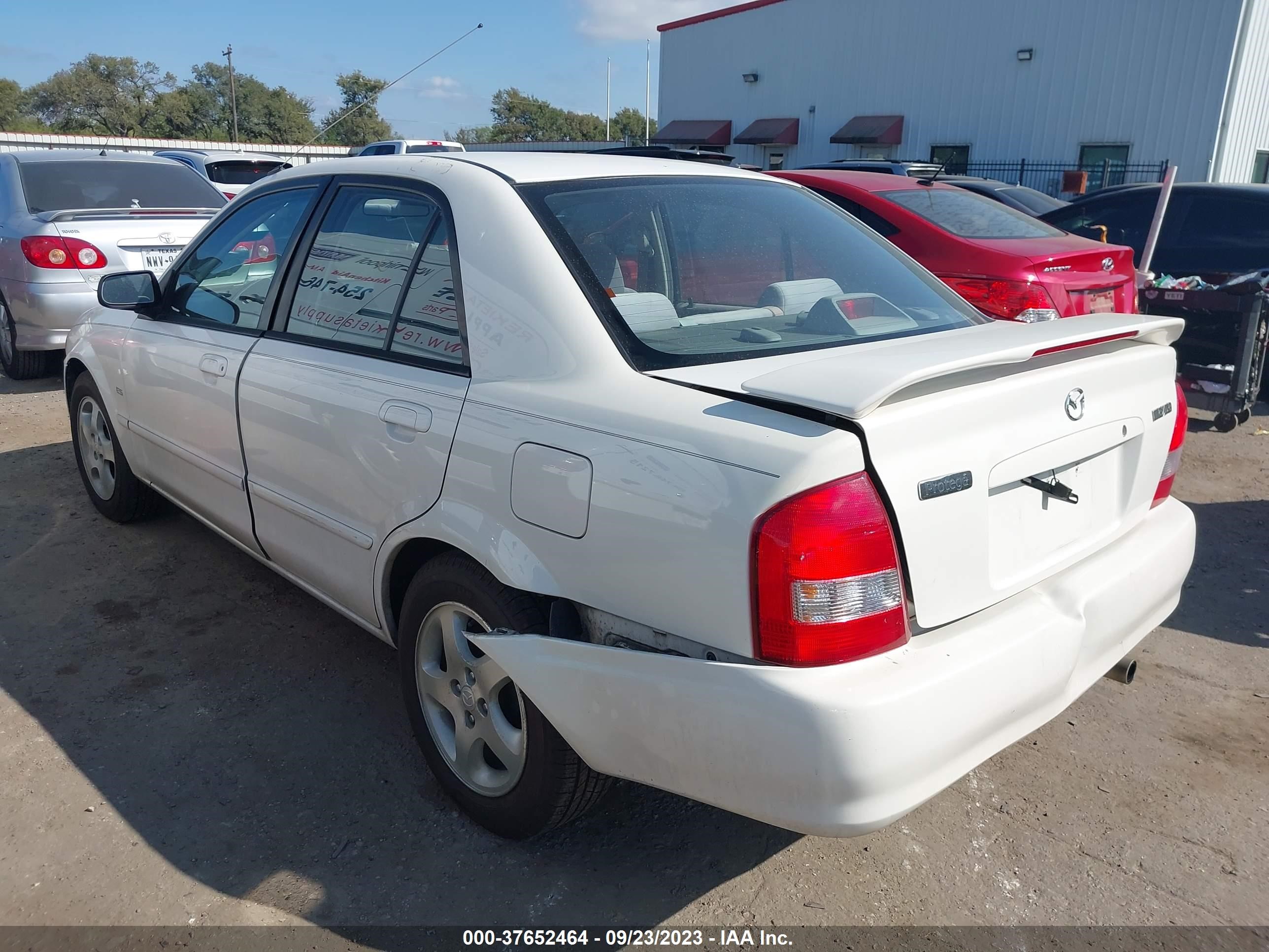 Photo 2 VIN: JM1BJ2219Y0299510 - MAZDA PROTEGE 