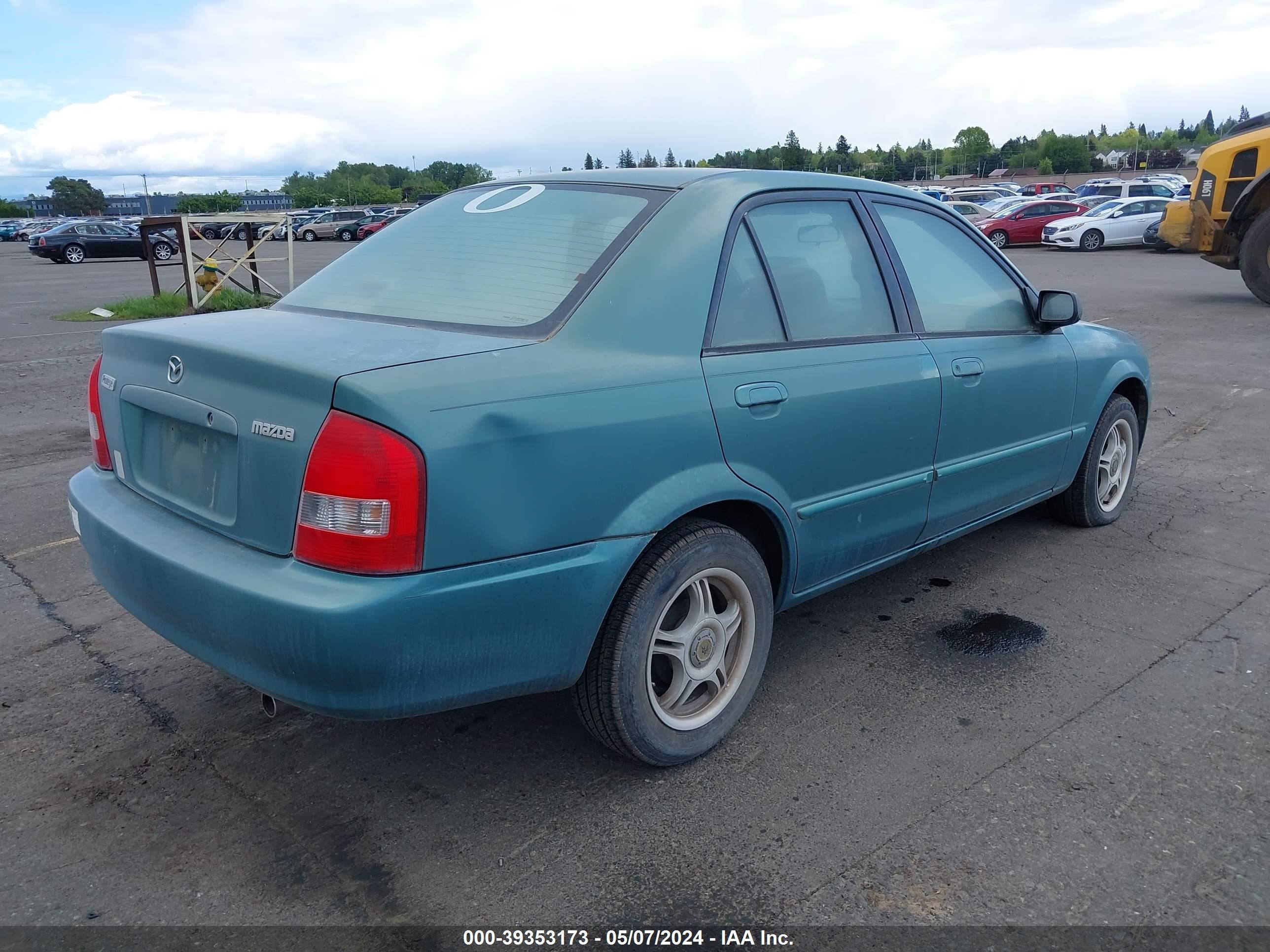 Photo 3 VIN: JM1BJ222210425303 - MAZDA PROTEGE 