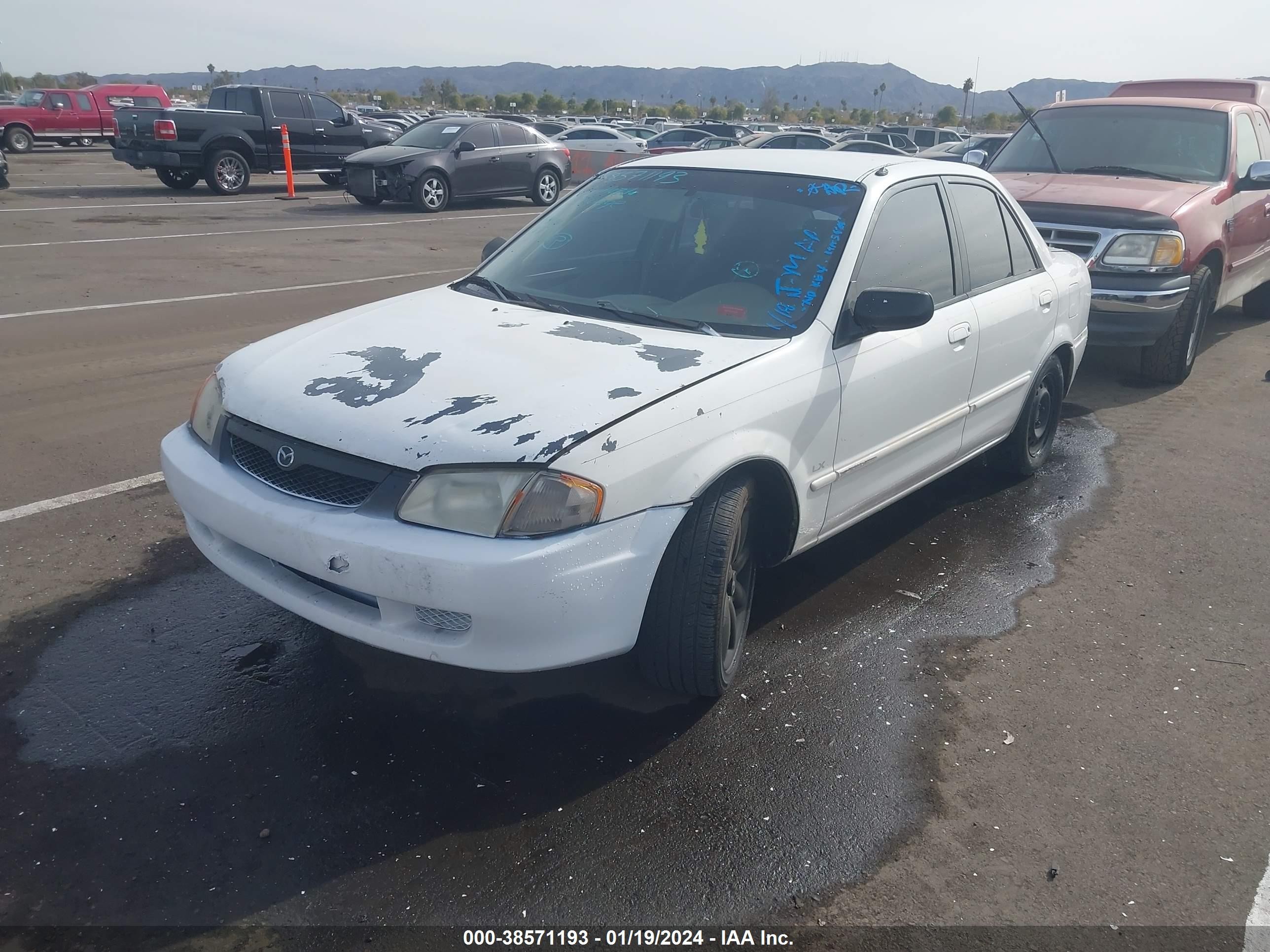 Photo 1 VIN: JM1BJ2222X0174033 - MAZDA PROTEGE 