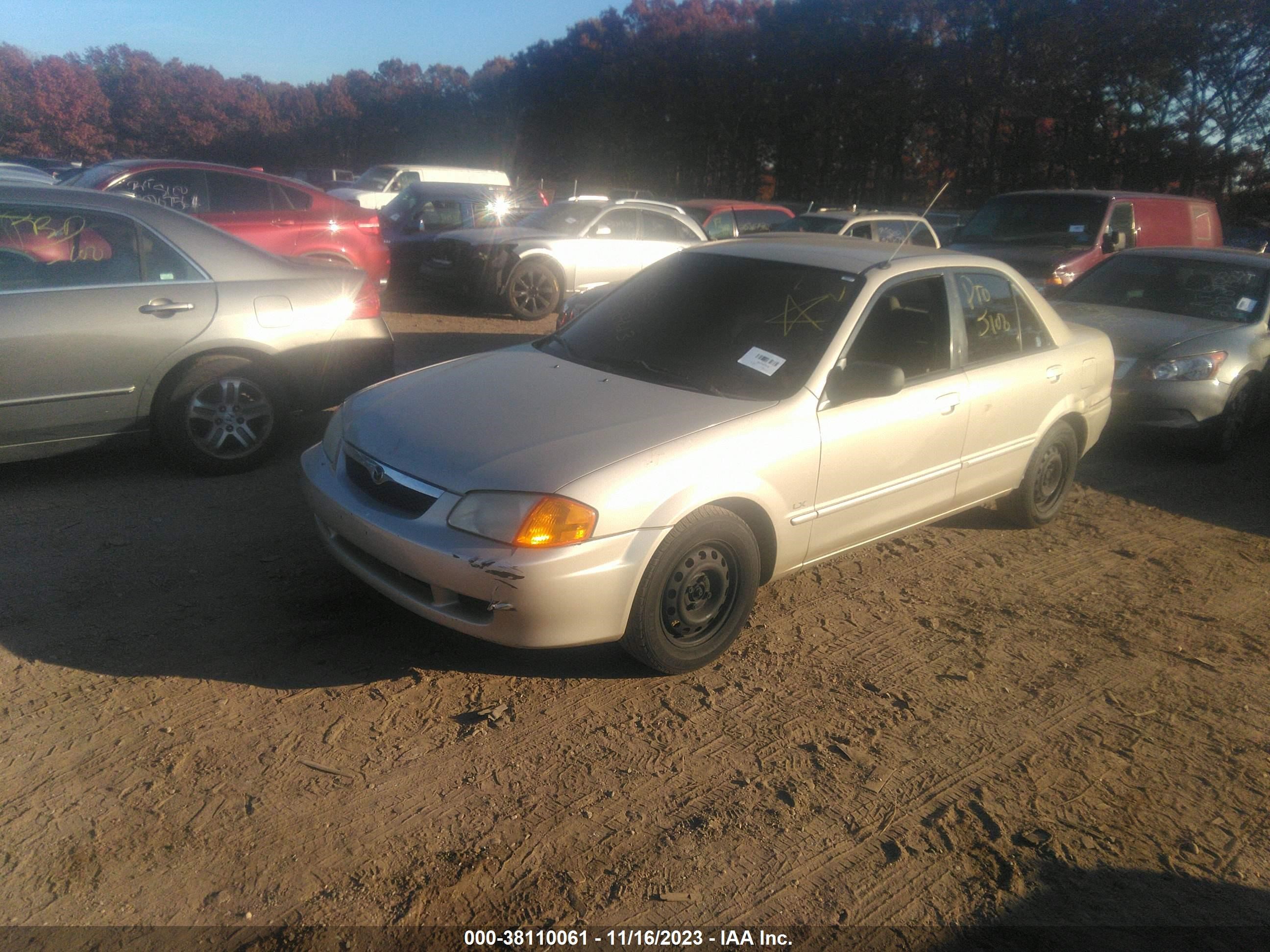 Photo 1 VIN: JM1BJ2222Y0266941 - MAZDA PROTEGE 