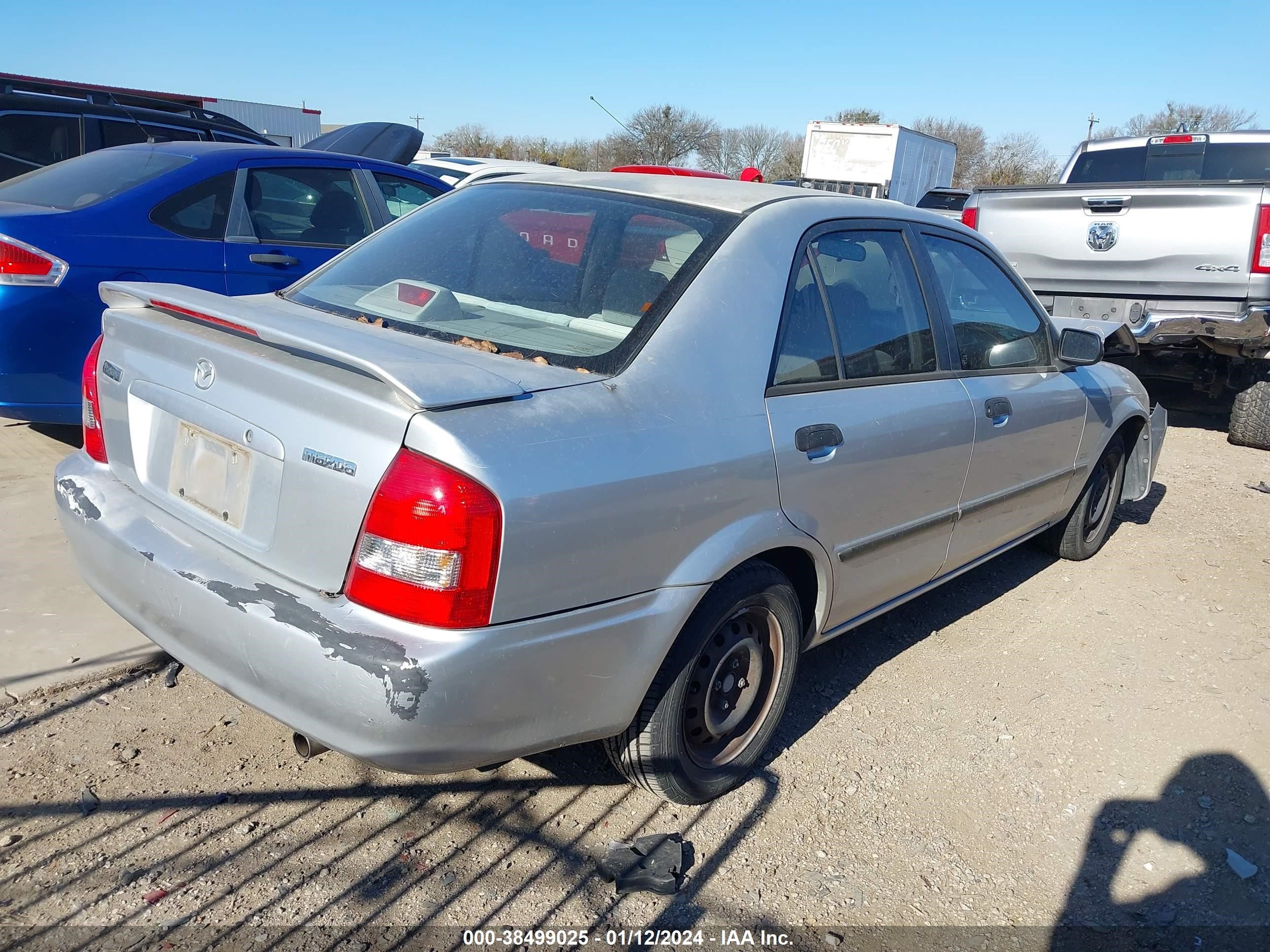 Photo 3 VIN: JM1BJ222810410482 - MAZDA PROTEGE 