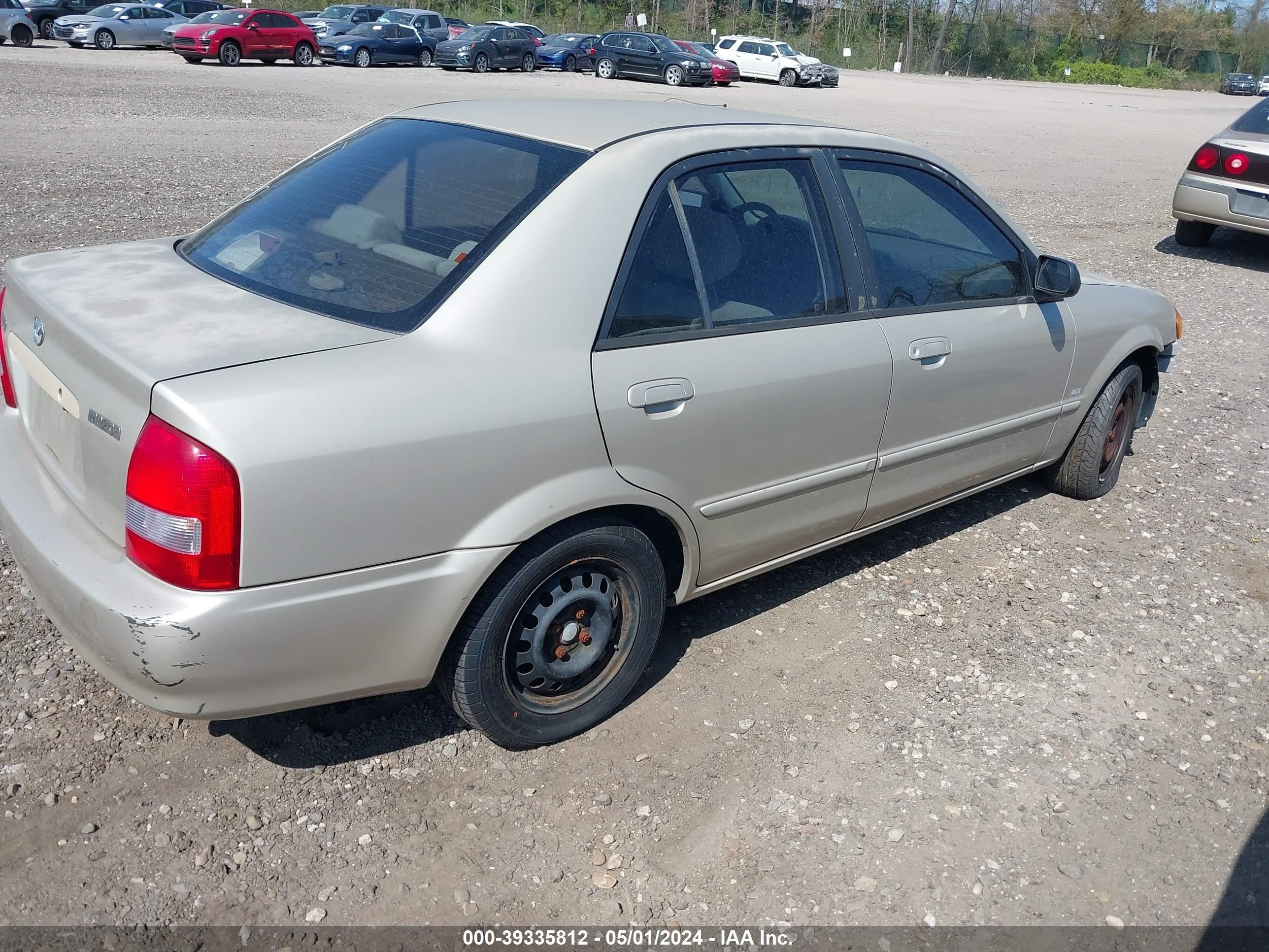 Photo 3 VIN: JM1BJ2228Y0299409 - MAZDA PROTEGE 