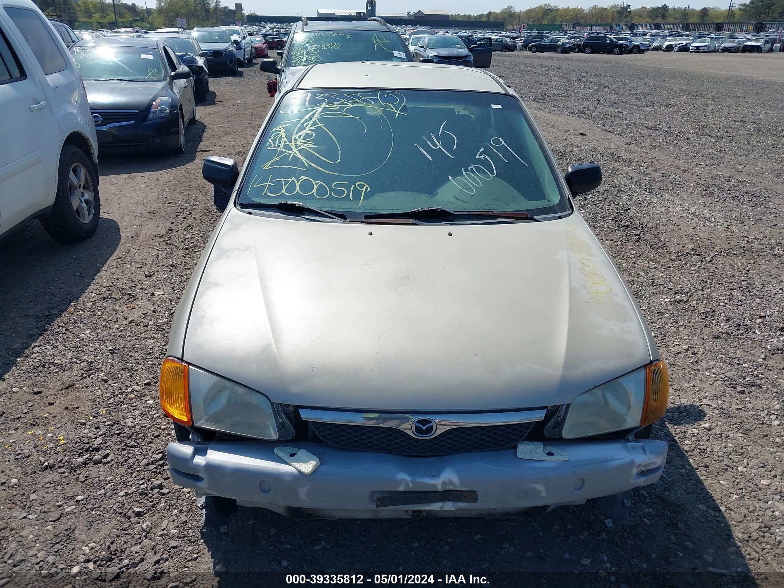 Photo 5 VIN: JM1BJ2228Y0299409 - MAZDA PROTEGE 