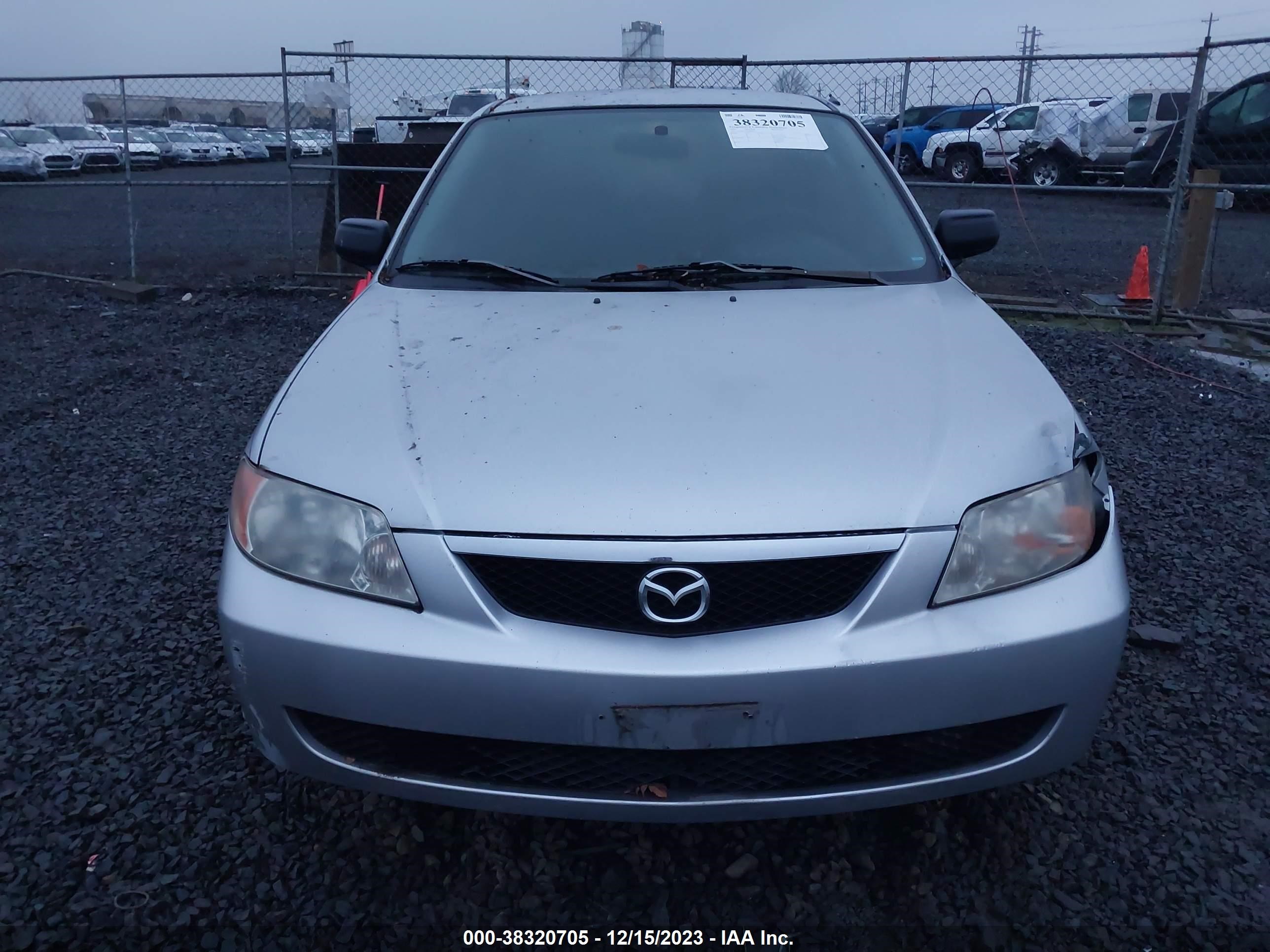 Photo 11 VIN: JM1BJ222910466611 - MAZDA PROTEGE 