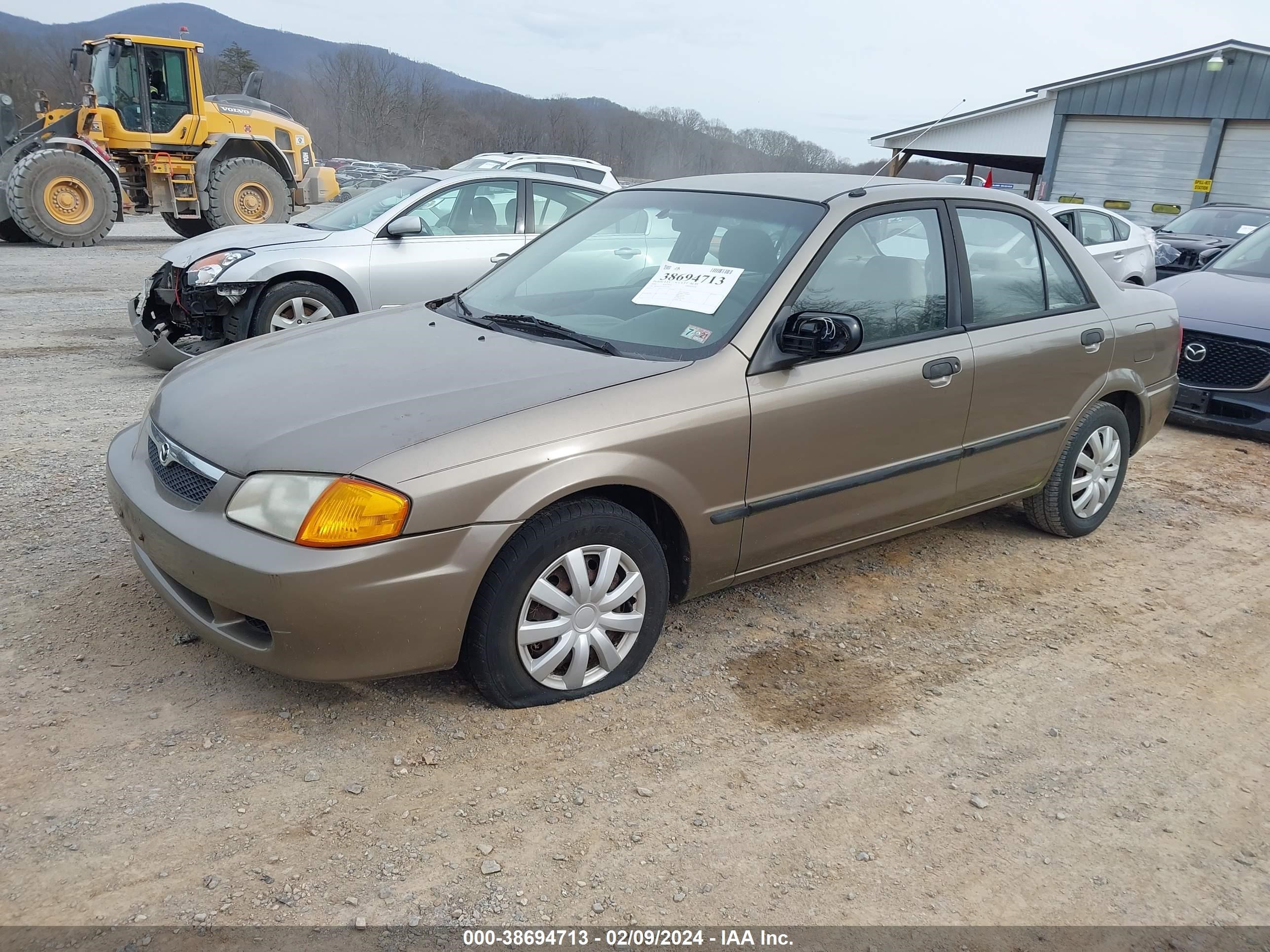 Photo 1 VIN: JM1BJ222XY0271921 - MAZDA PROTEGE 