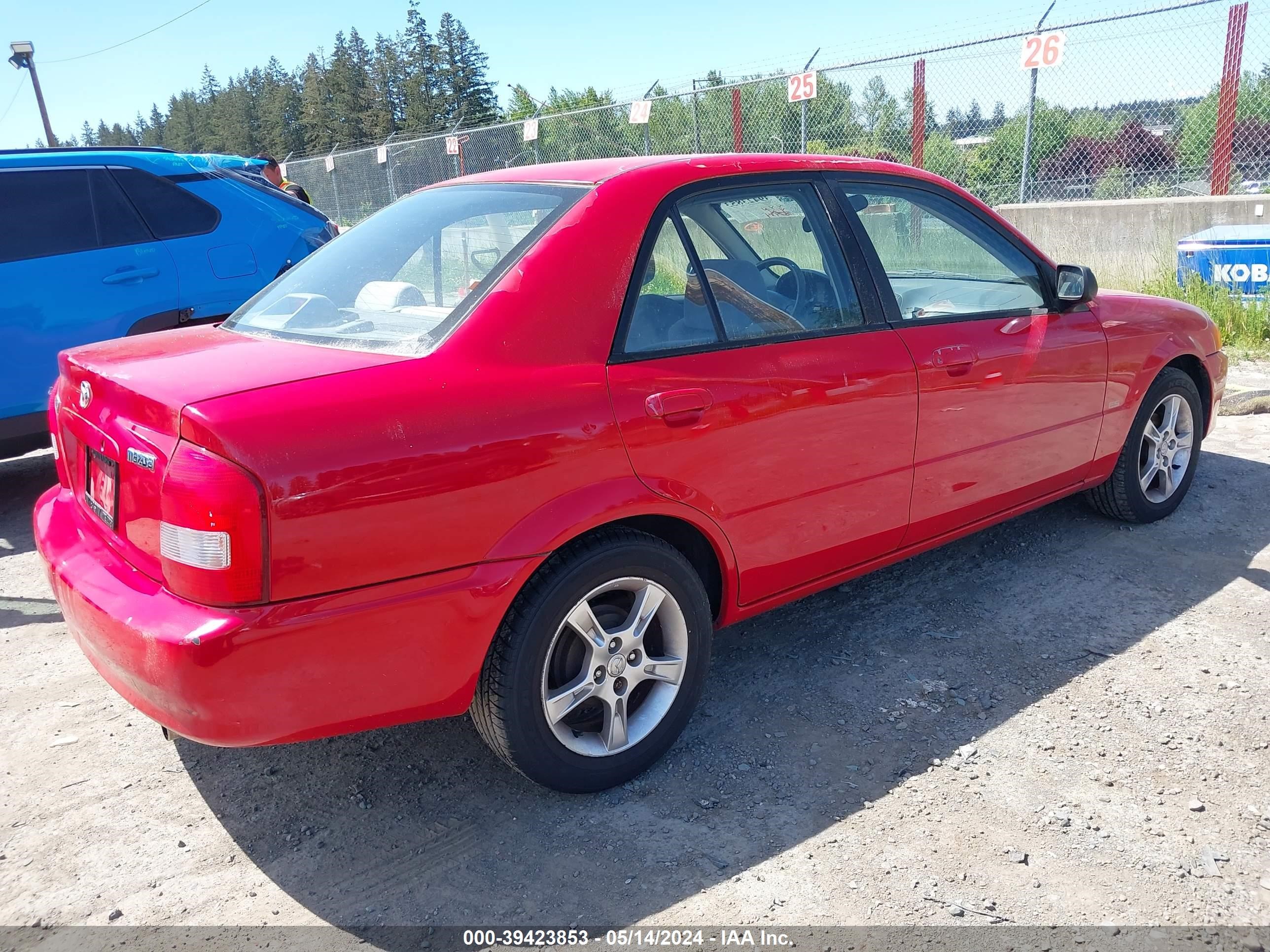 Photo 3 VIN: JM1BJ2230Y0231890 - MAZDA PROTEGE 