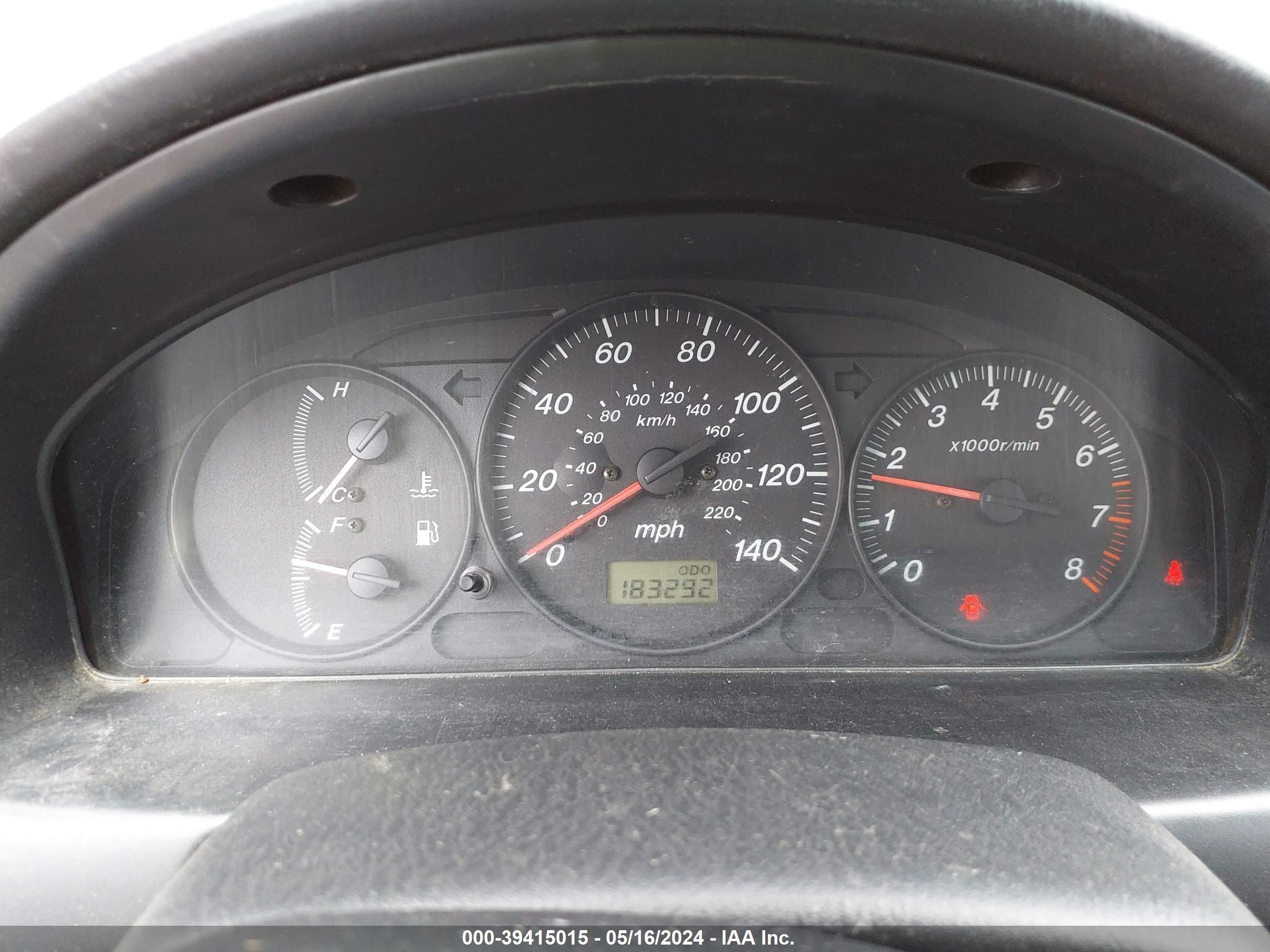 Photo 6 VIN: JM1BJ225130135860 - MAZDA PROTEGE 