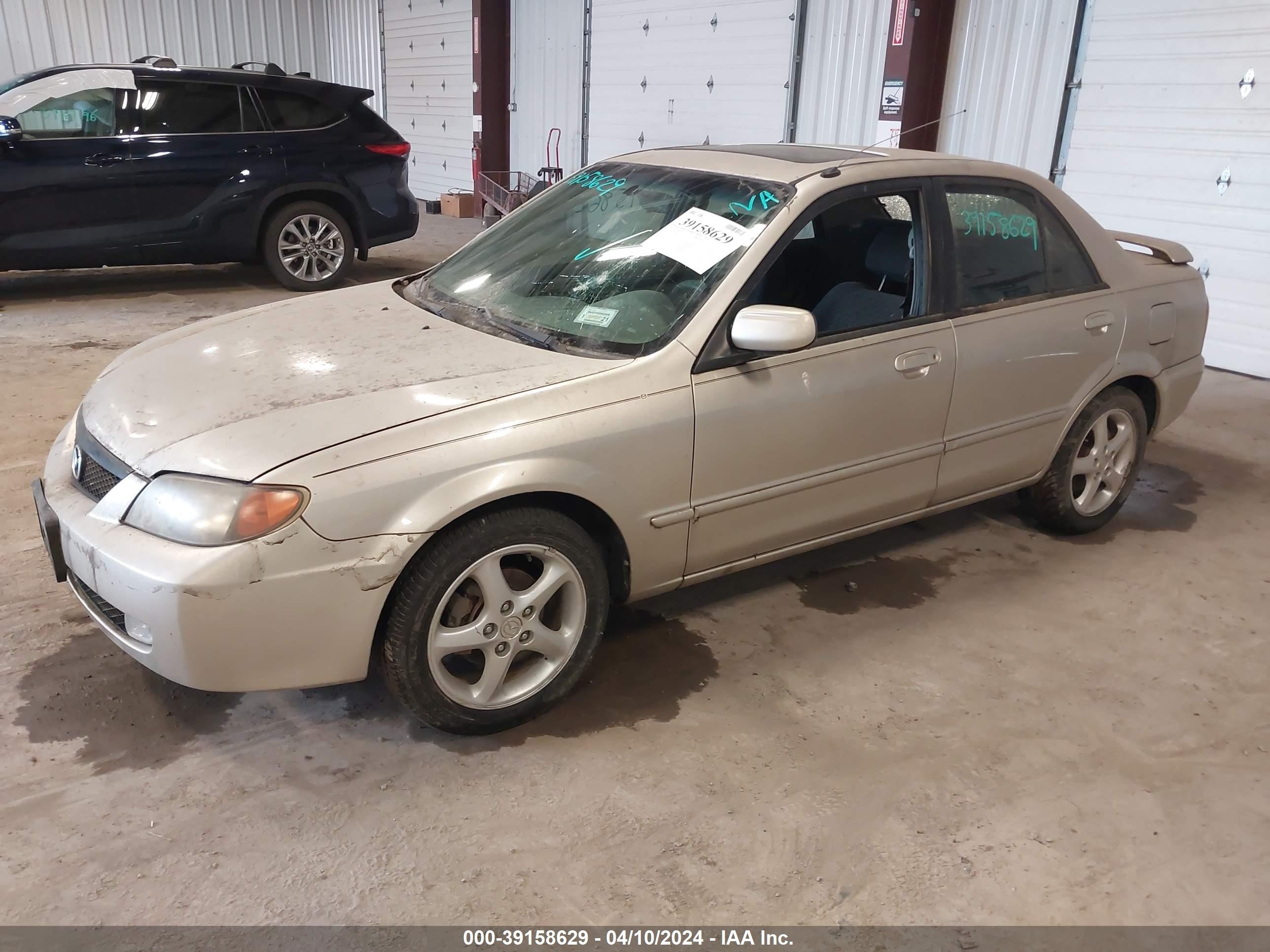 Photo 1 VIN: JM1BJ225620561039 - MAZDA PROTEGE 